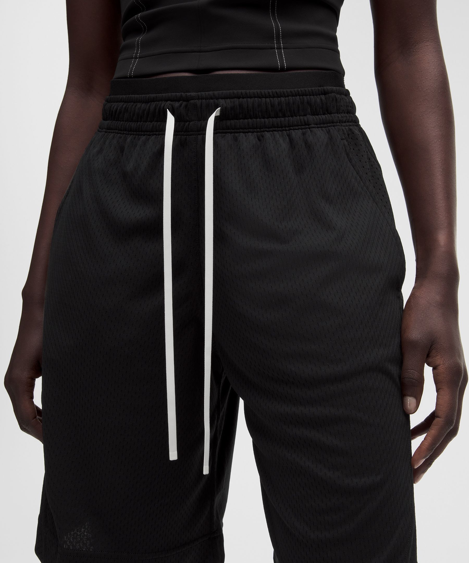 Short de training taile mi-haute &agrave; empi&egrave;cement en maille 23&nbsp;cm