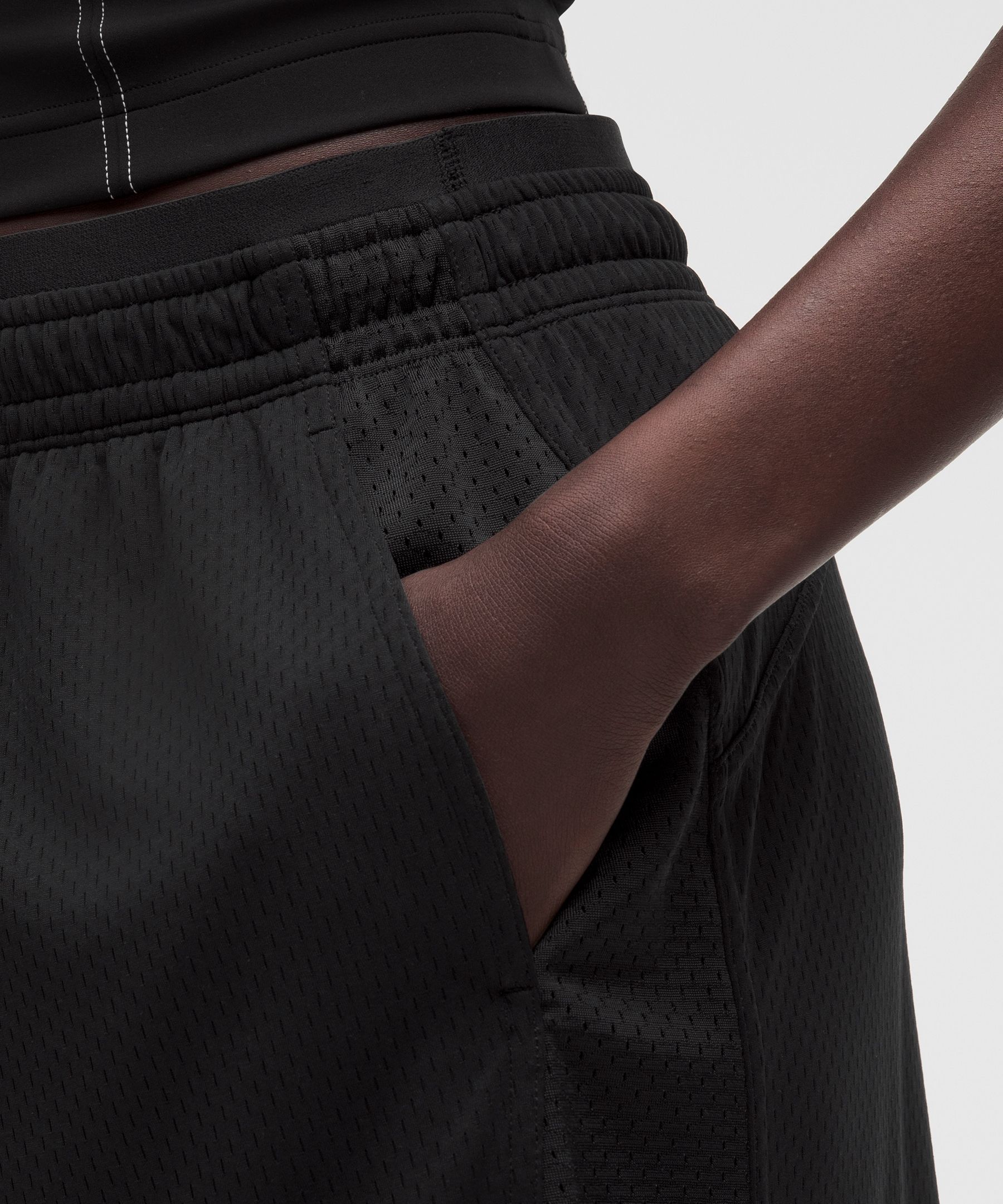 Short de training taile mi-haute &agrave; empi&egrave;cement en maille 23&nbsp;cm