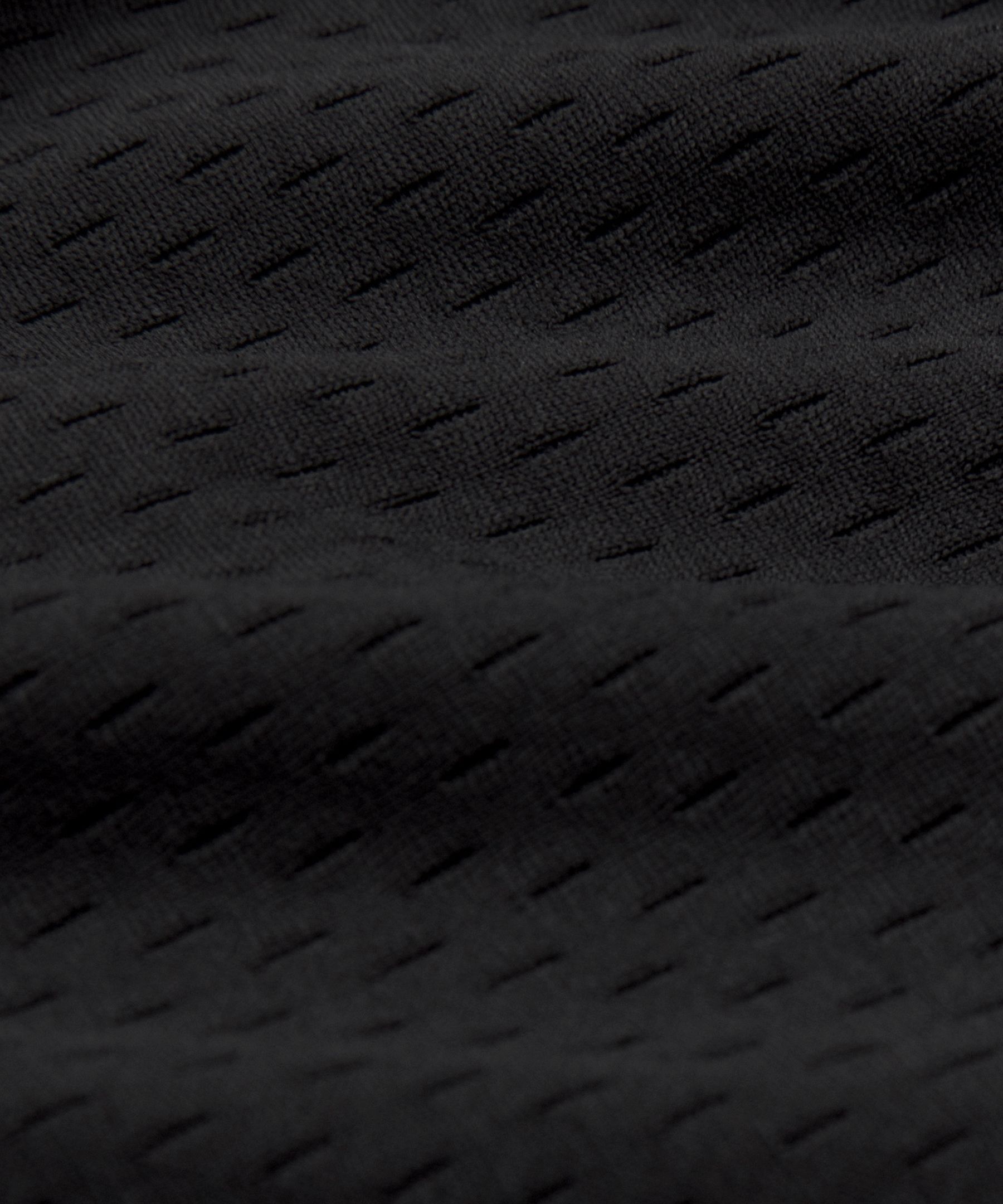 Short de training taile mi-haute &agrave; empi&egrave;cement en maille 23&nbsp;cm