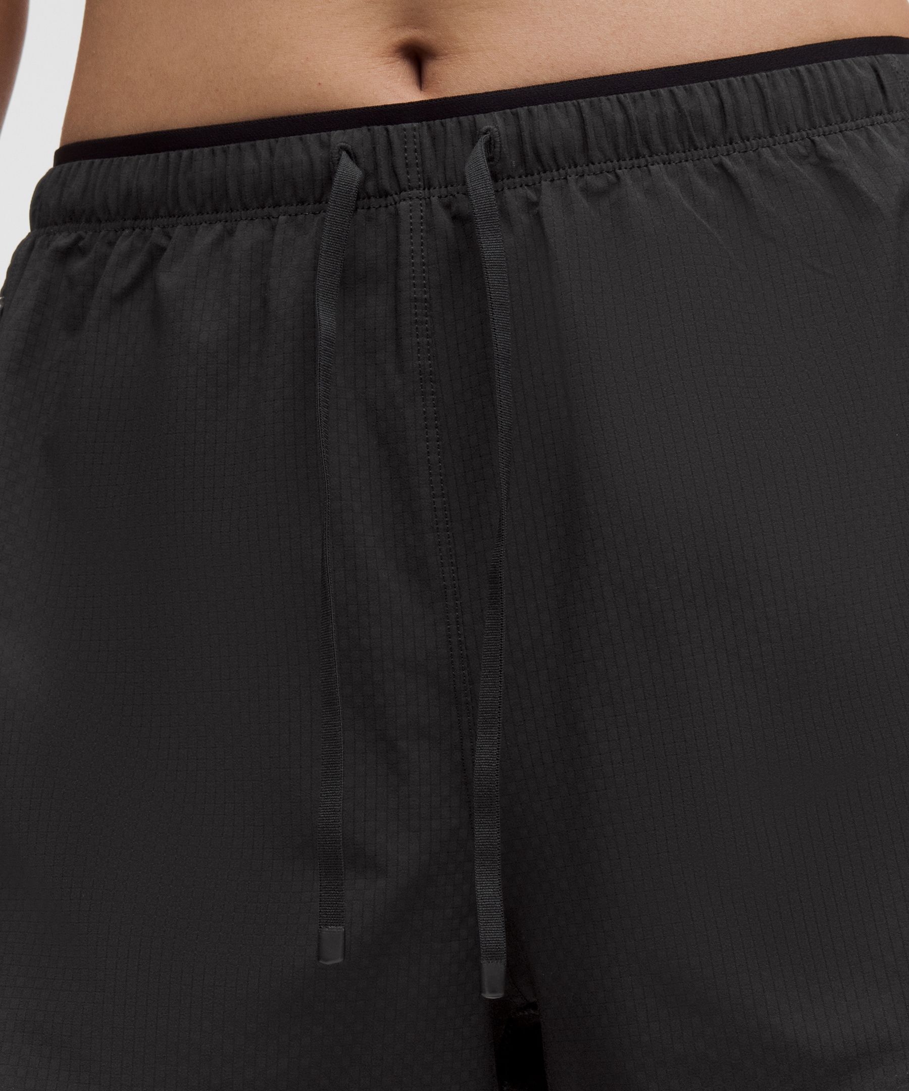 Short de running taille haute en maille textur&eacute;e 6 cm