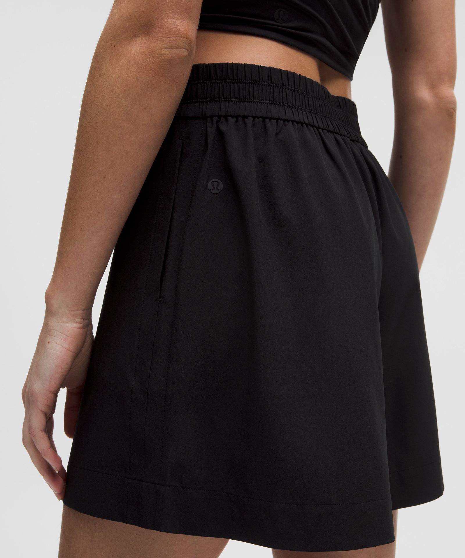 Женские шорты Lululemon Breezily Mid-Rise — фото 6