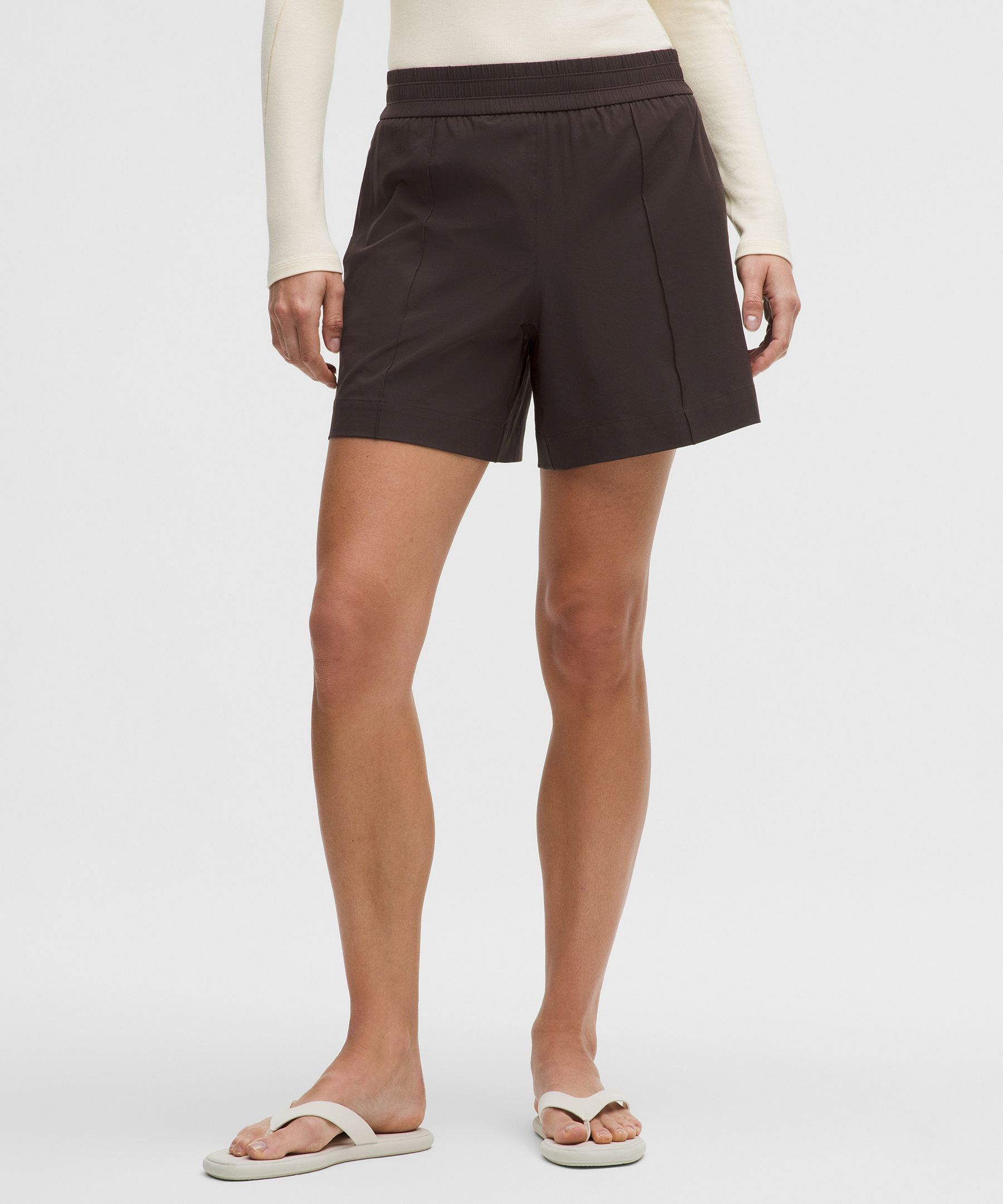 Breezily Mid-Rise Short 6"