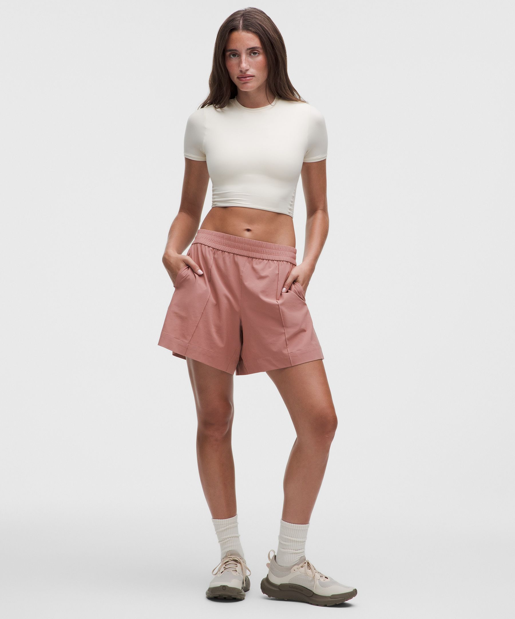 Breezily Mid-Rise Short 6"