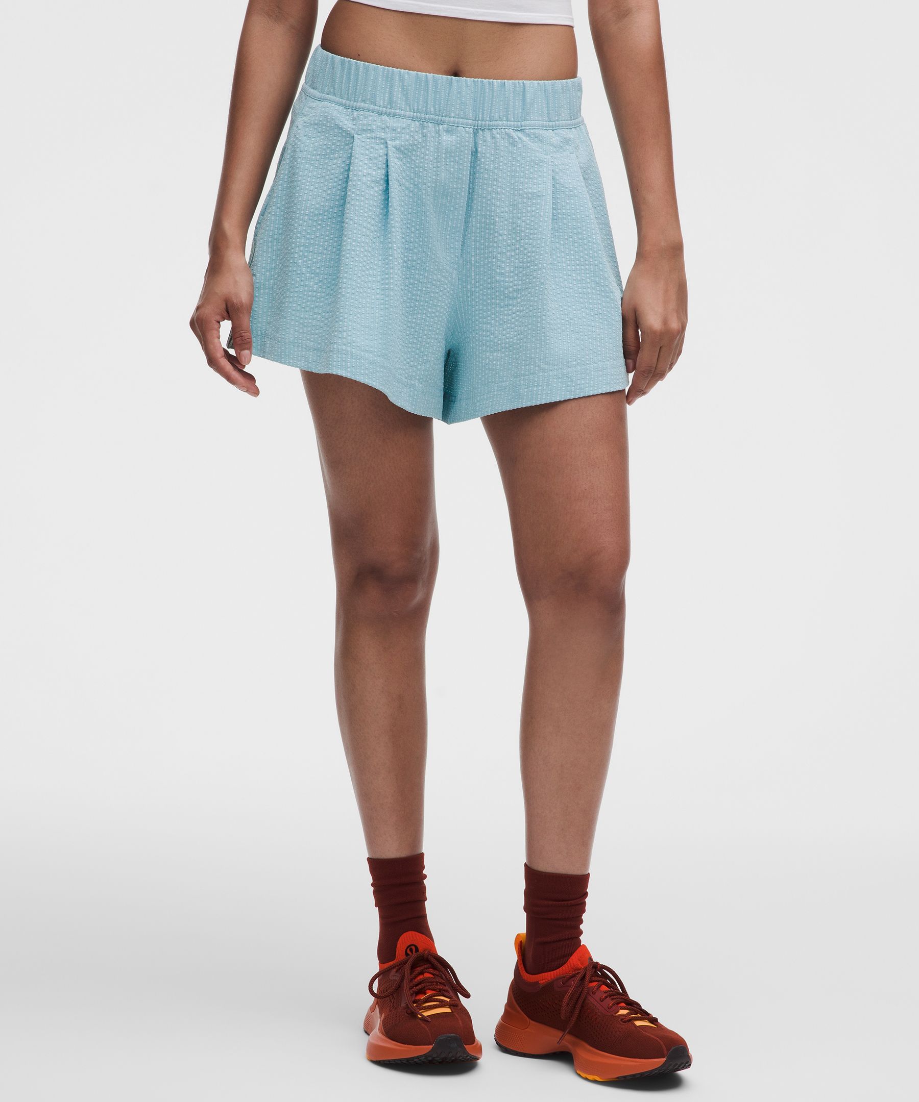 Short &agrave; pinces taille haute en WovenAir seersucker 9 cm