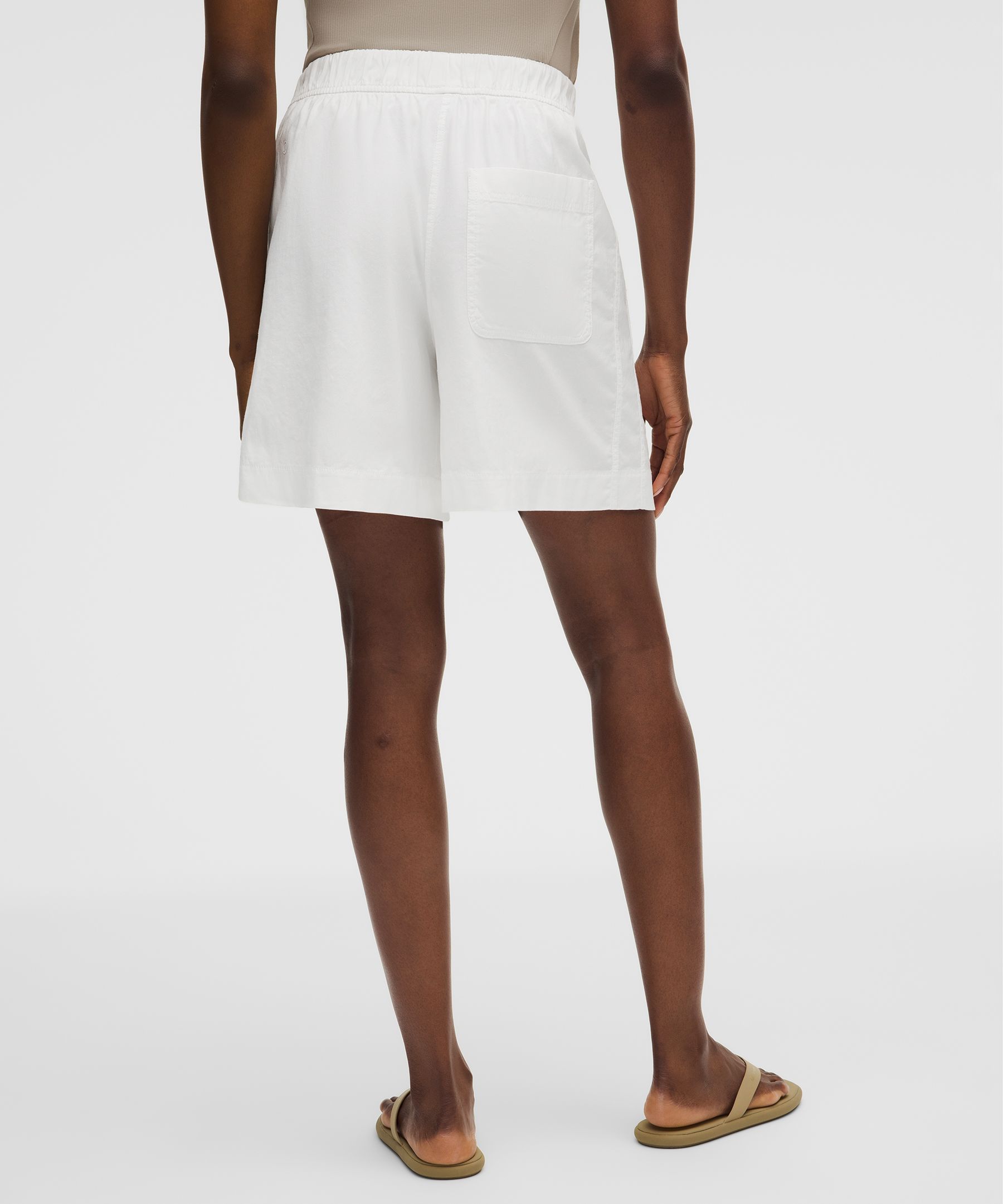 Short LuluLinen taille haute coupe d&eacute;contract&eacute;e 18 cm