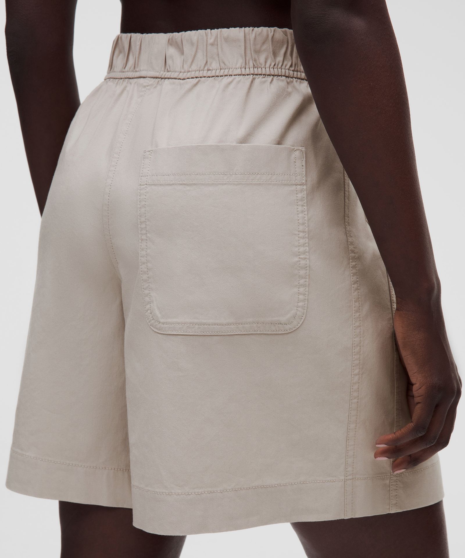 Женские шорты Lululemon LuluLinen High-Rise Relaxed-Fit — фото 6