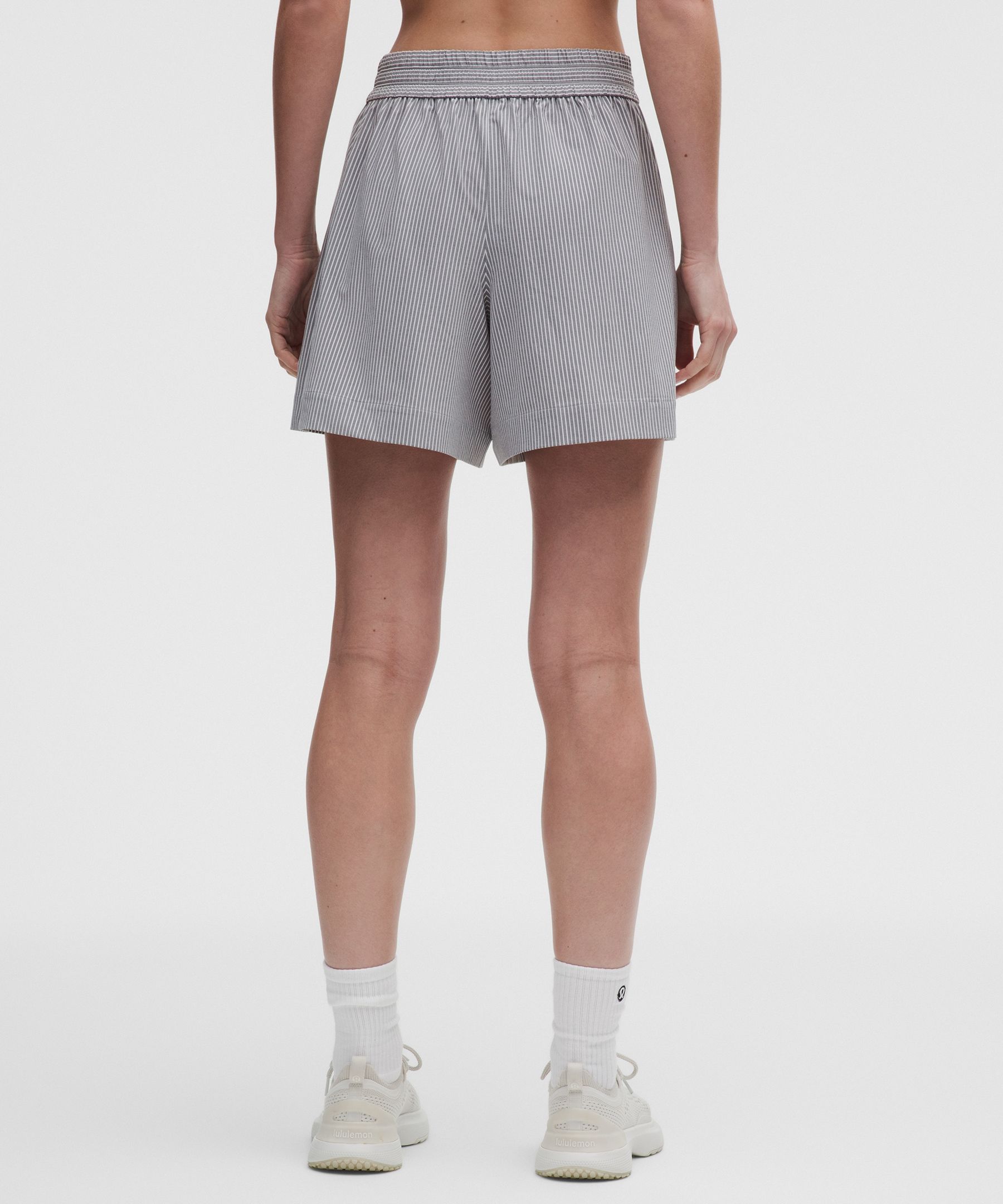 Breezily Mid-Rise Short 6"