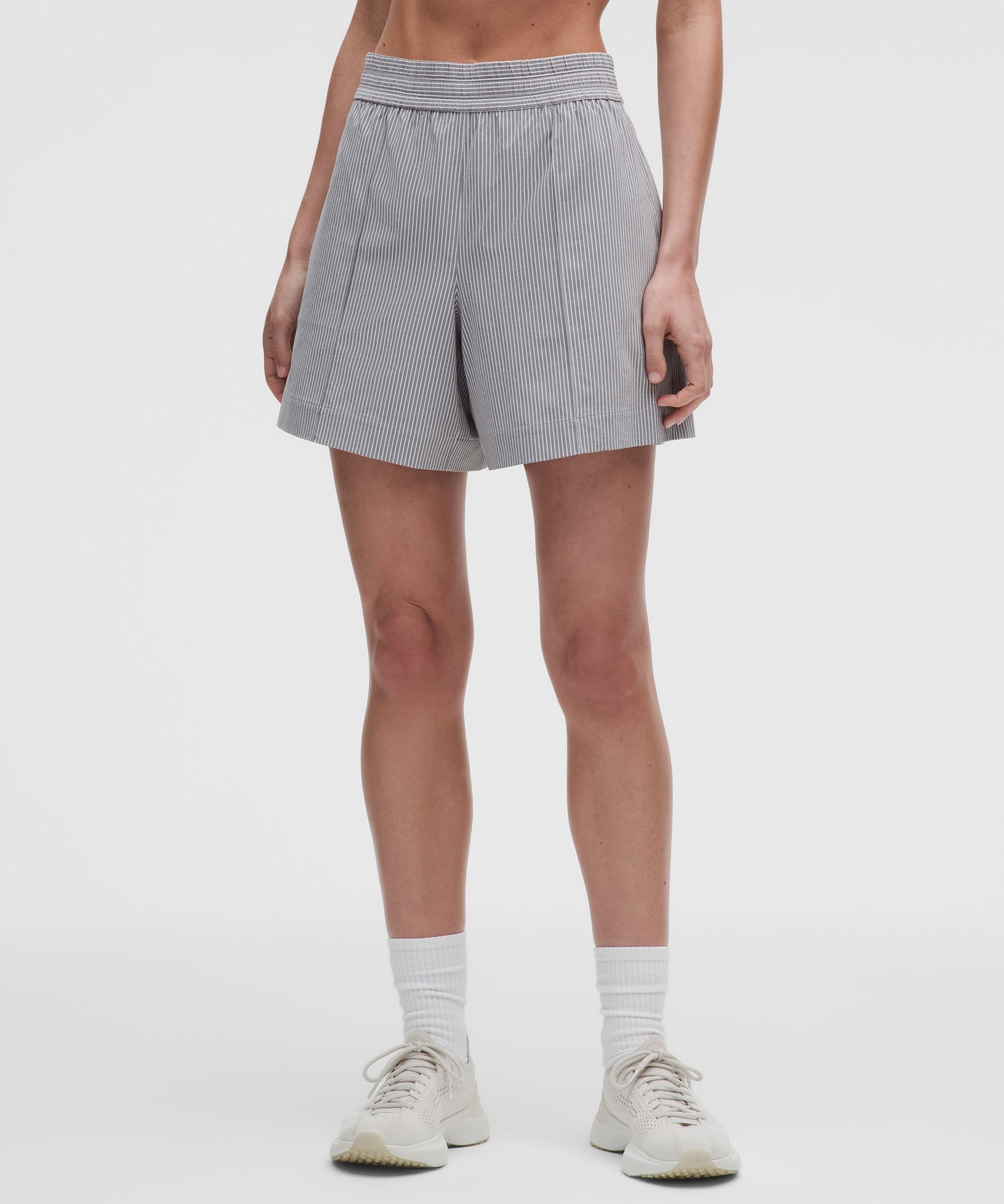 Breezily Mid-Rise Short 6"