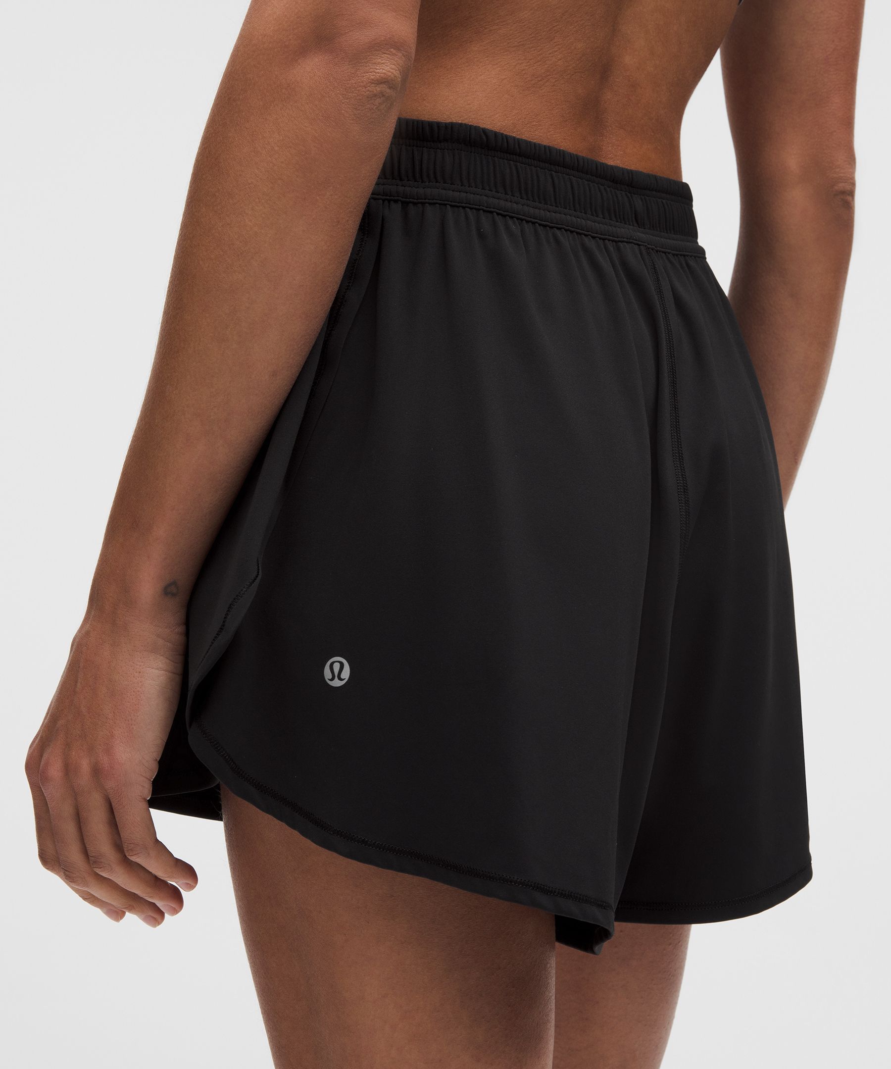 Silky High-Rise Relaxed Short 3"