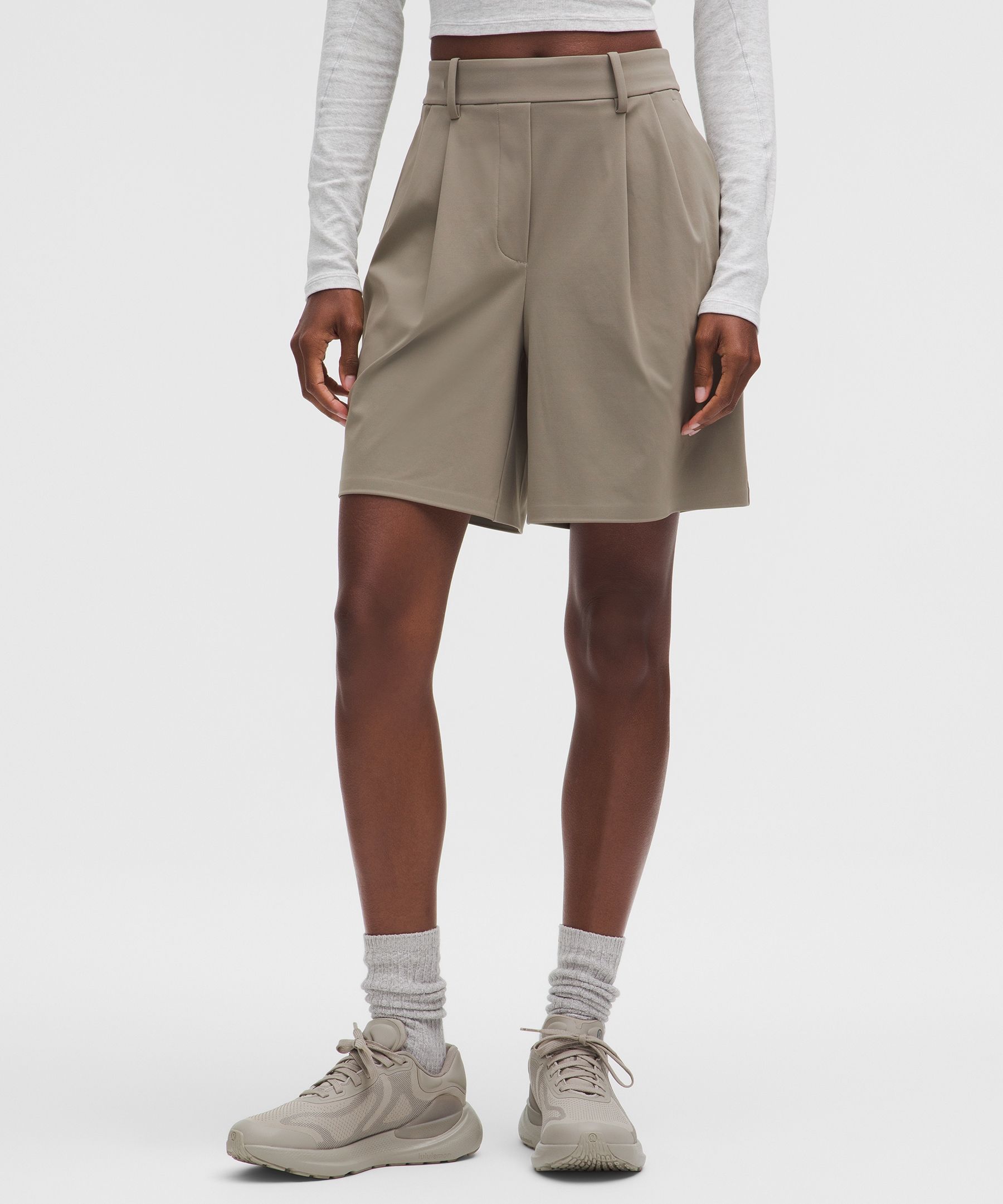 Lululemon Daydrift Pleated High-rise Short 7"