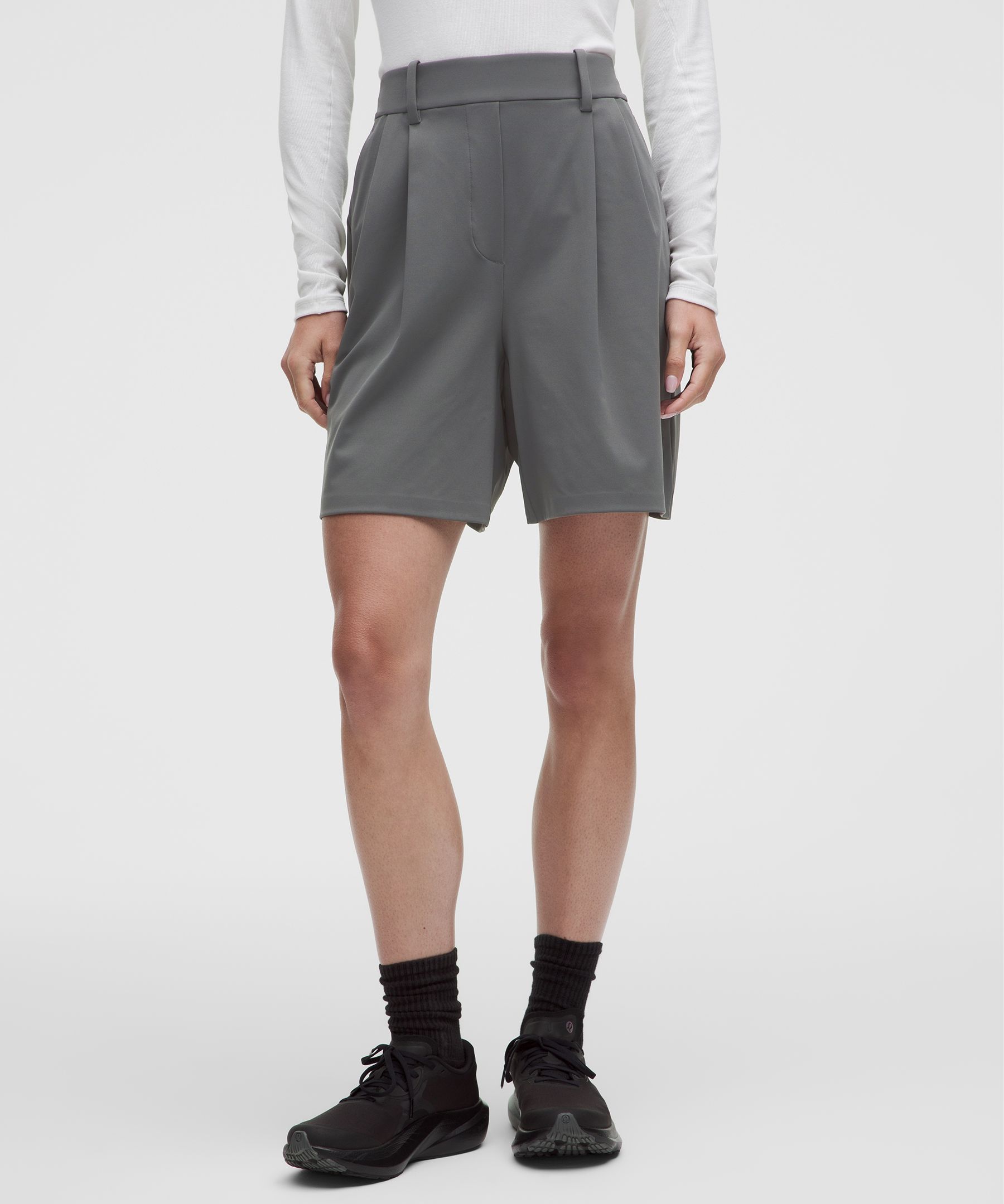 Daydrift Pleated High-Rise Short 7"
