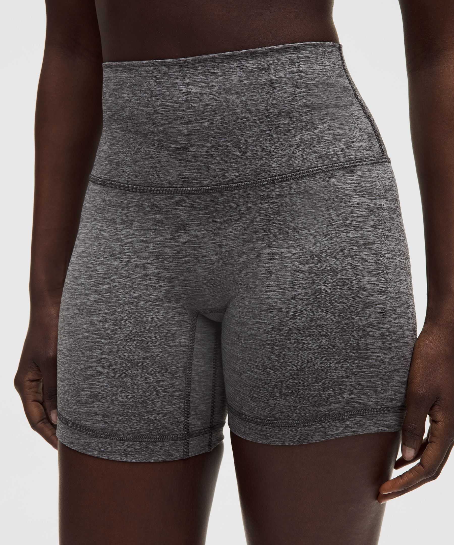 ルルレモン Align No Line™ ハイライズショーツ 6インチ | ショート