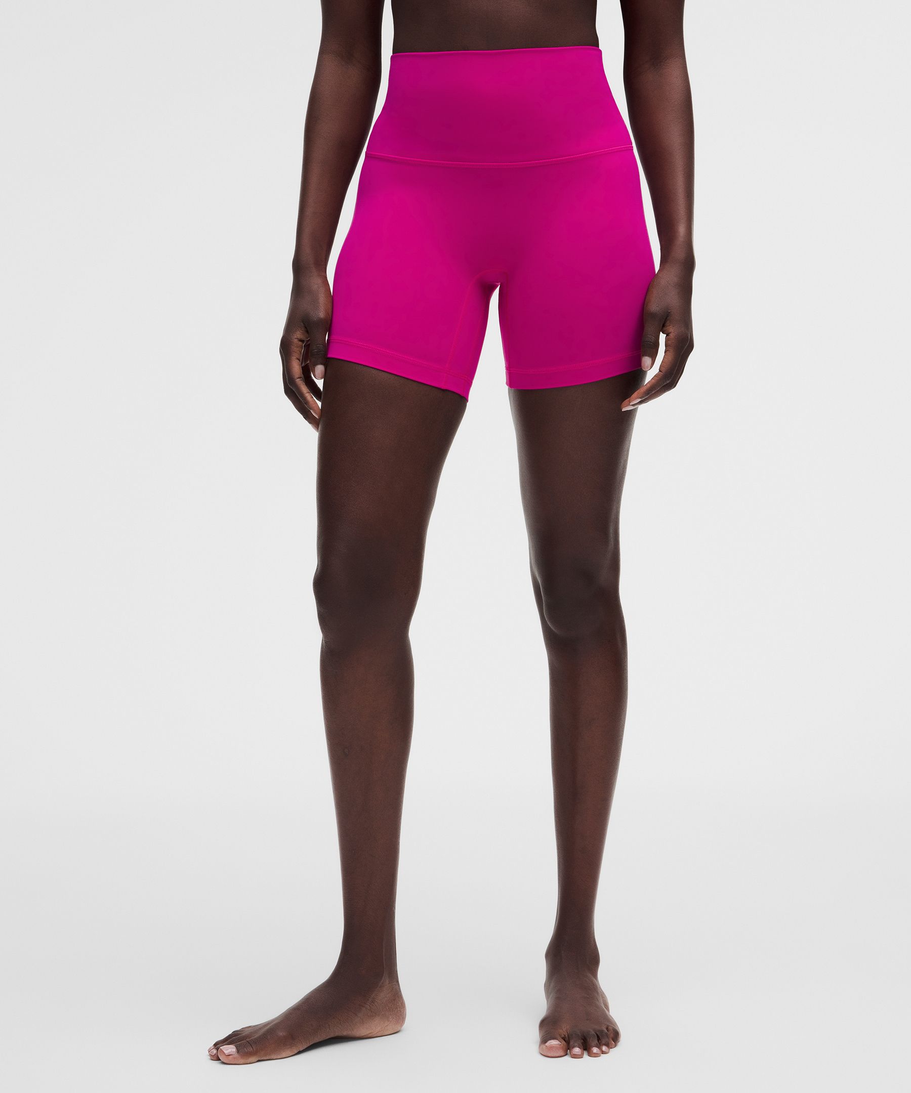 Shorts lululemon Align No Line&trade; de tiro alto 6"