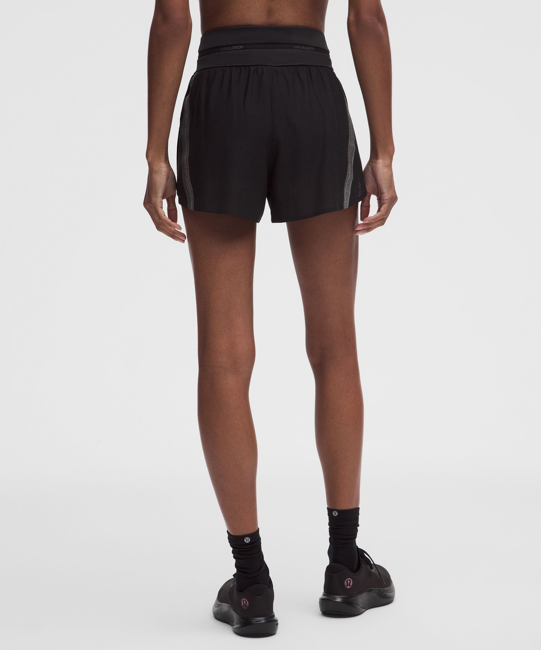 Fast and Free Airflow Mid-Rise Running Short 3”