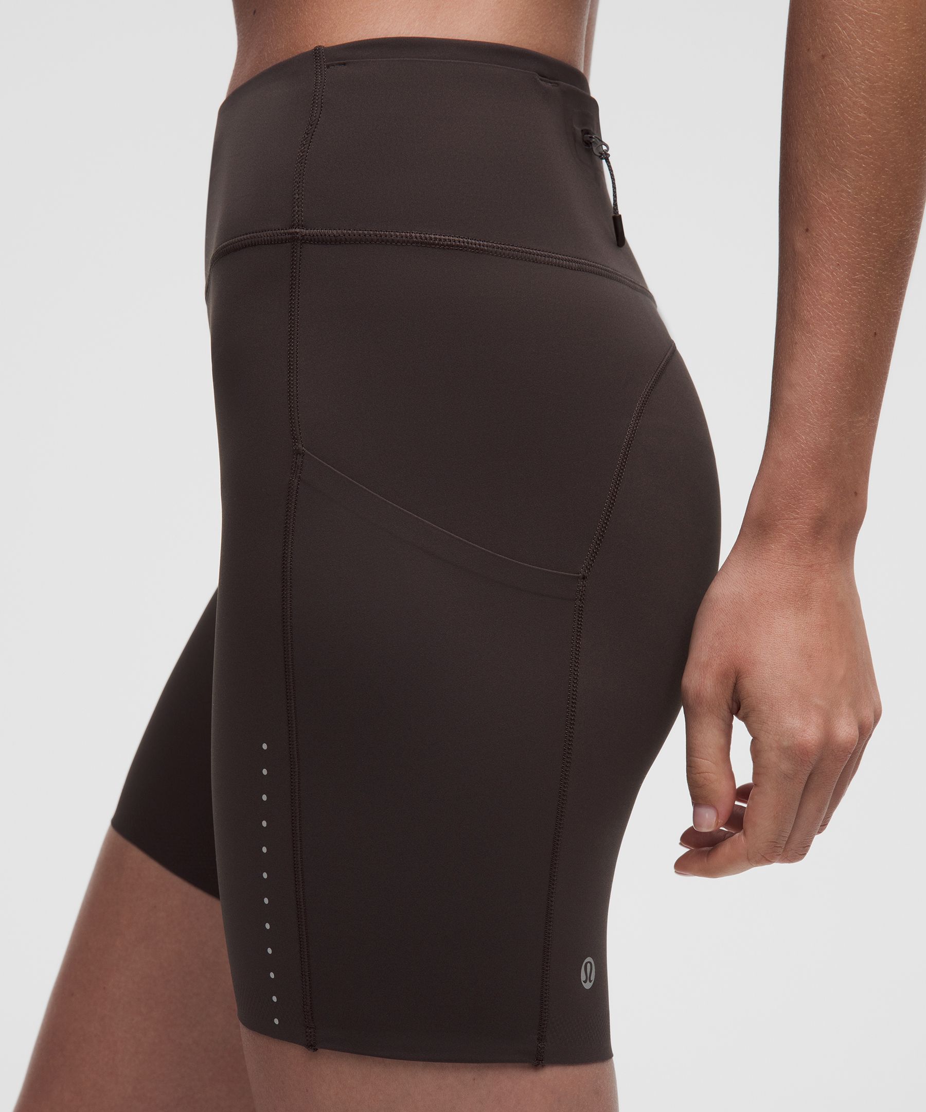 Leggings cortos de talle alto Fast and Free con 6 bolsillos, 15&nbsp;cm *Dise&ntilde;o renovado