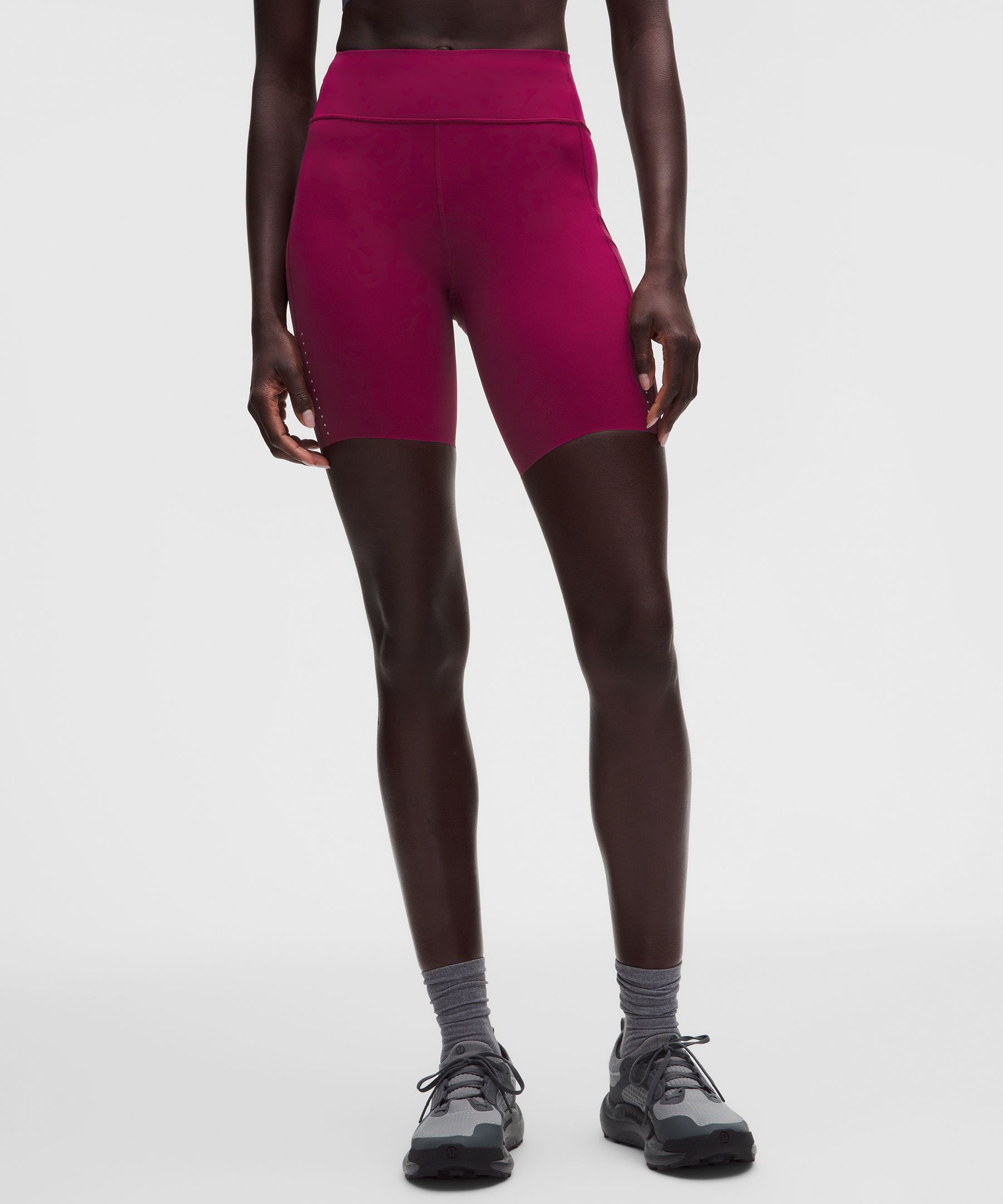 Fast and Free 6-Pocket High-Rise Short 8"