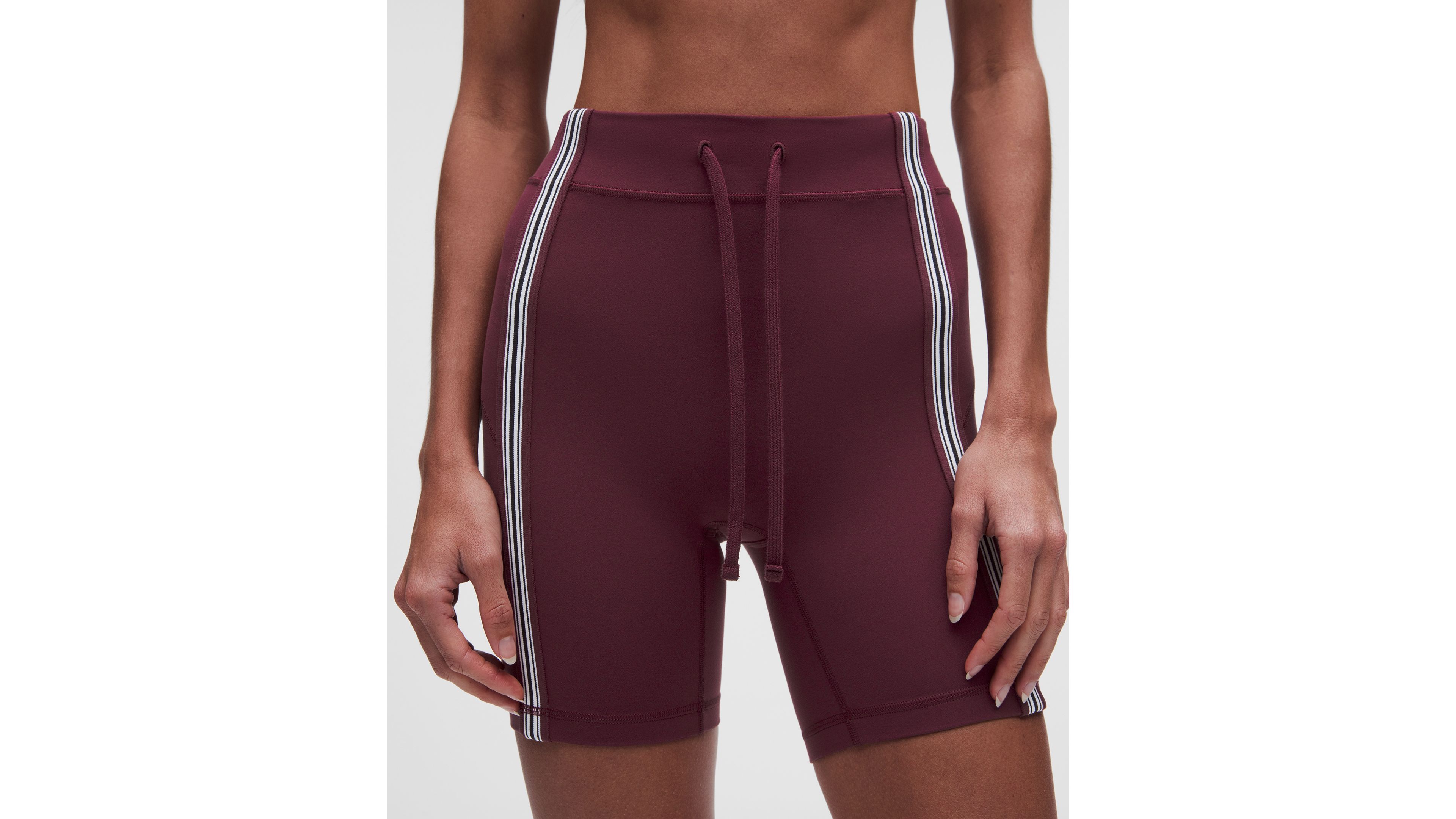 Groove High-Rise Short 6" *Stripe Trim