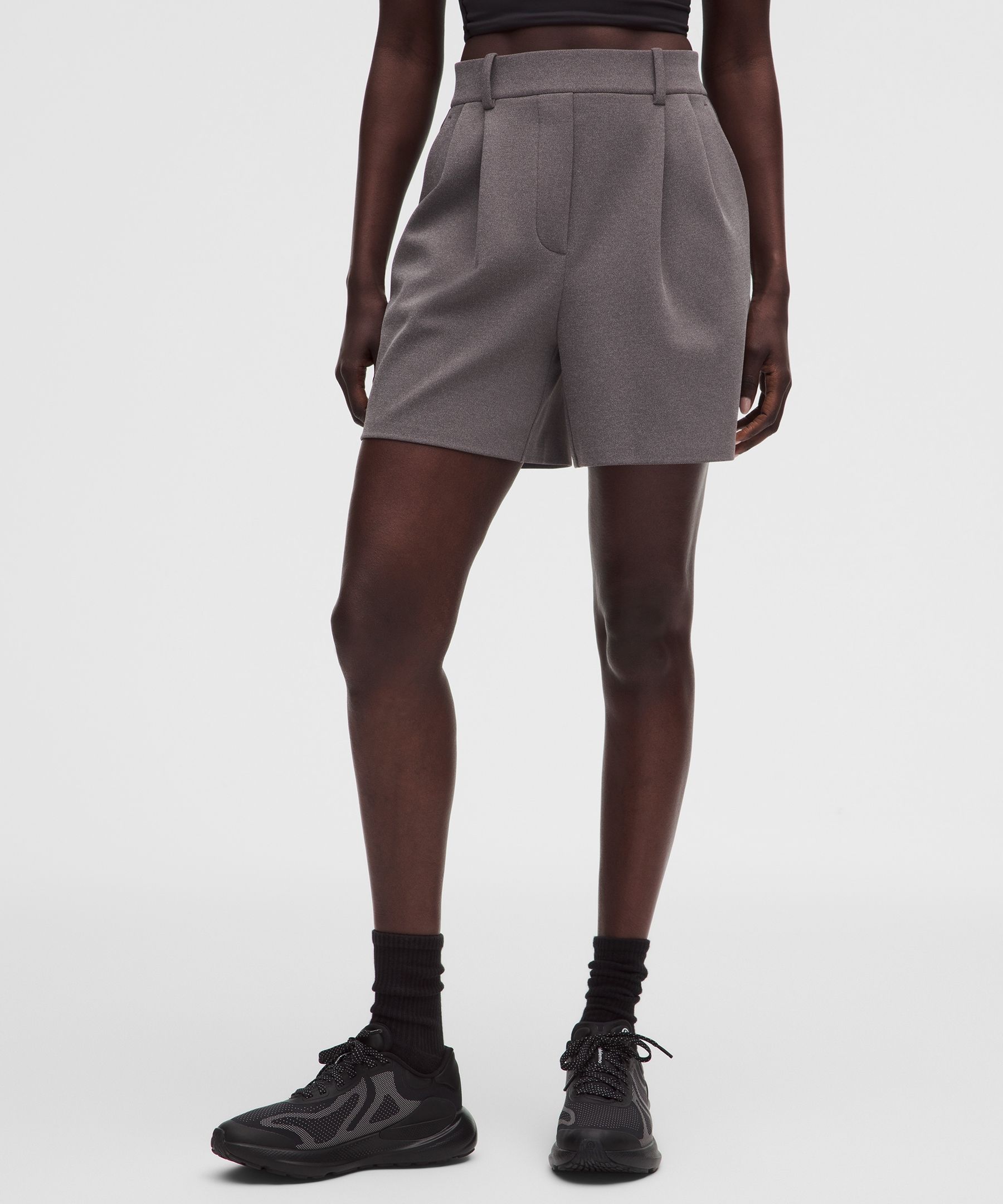 Daydrift High-Rise Pleated Short 5" *Twill