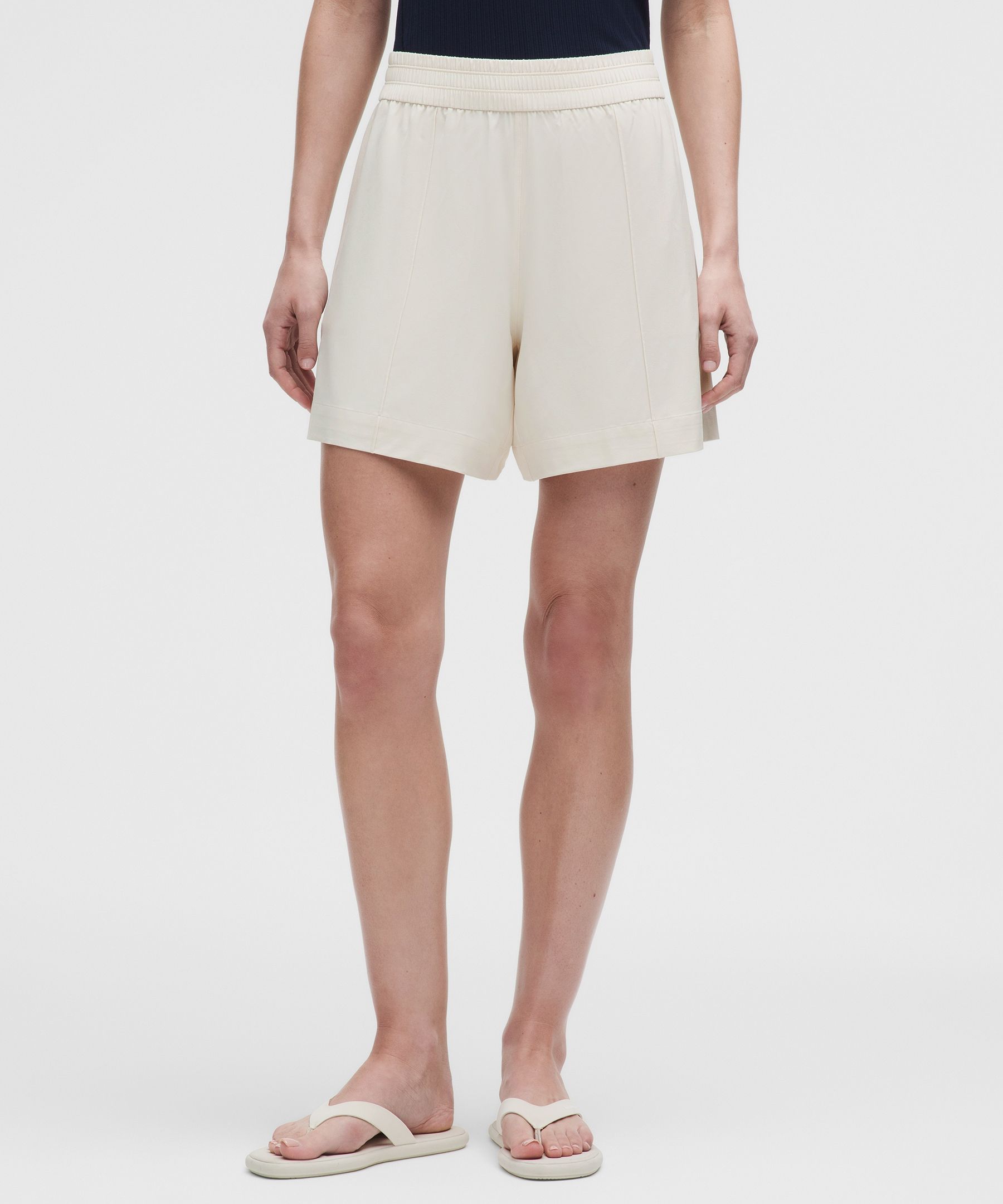 Breezily Mid-Rise Short 6"