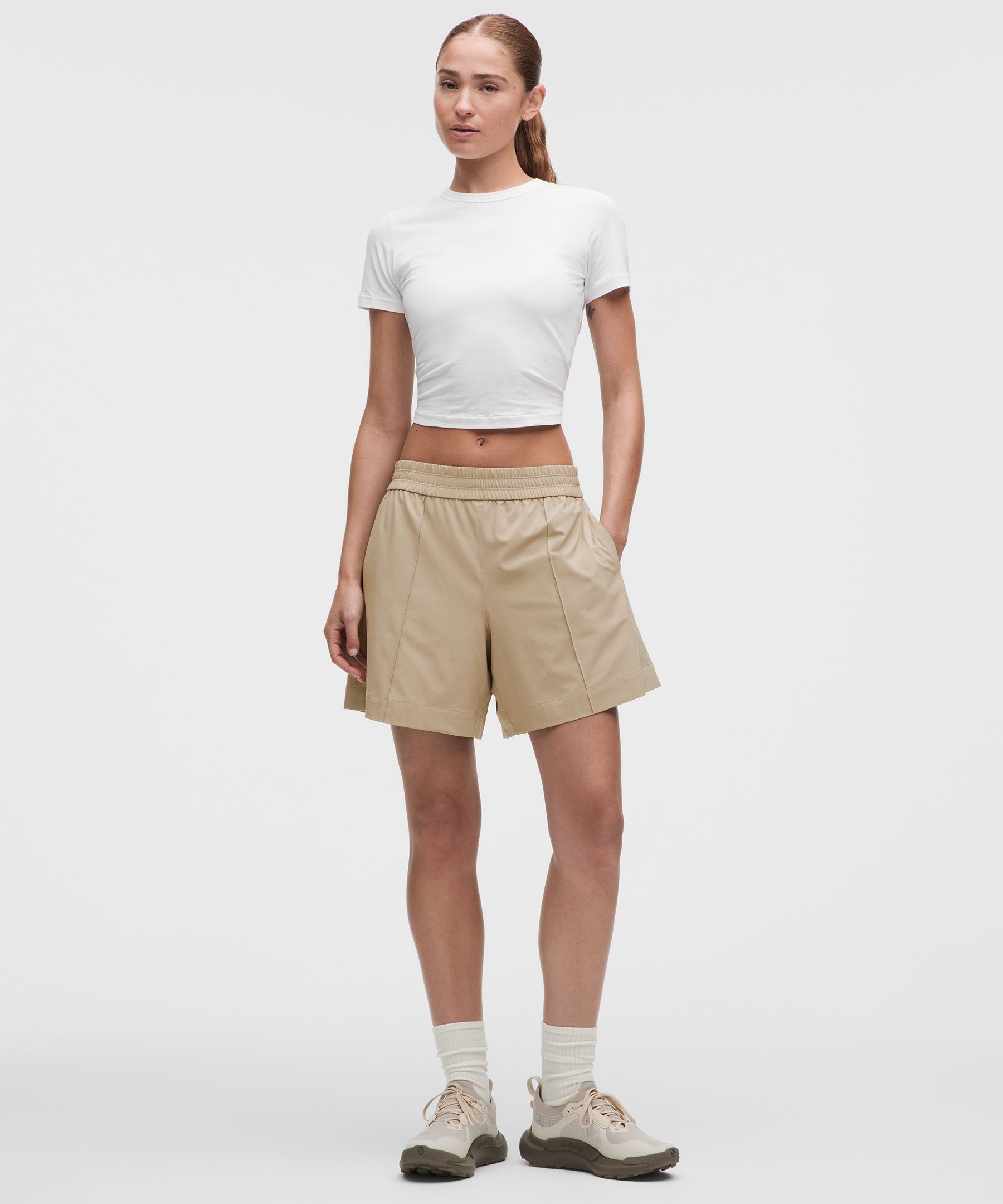 Breezily Mid-Rise Short 6"