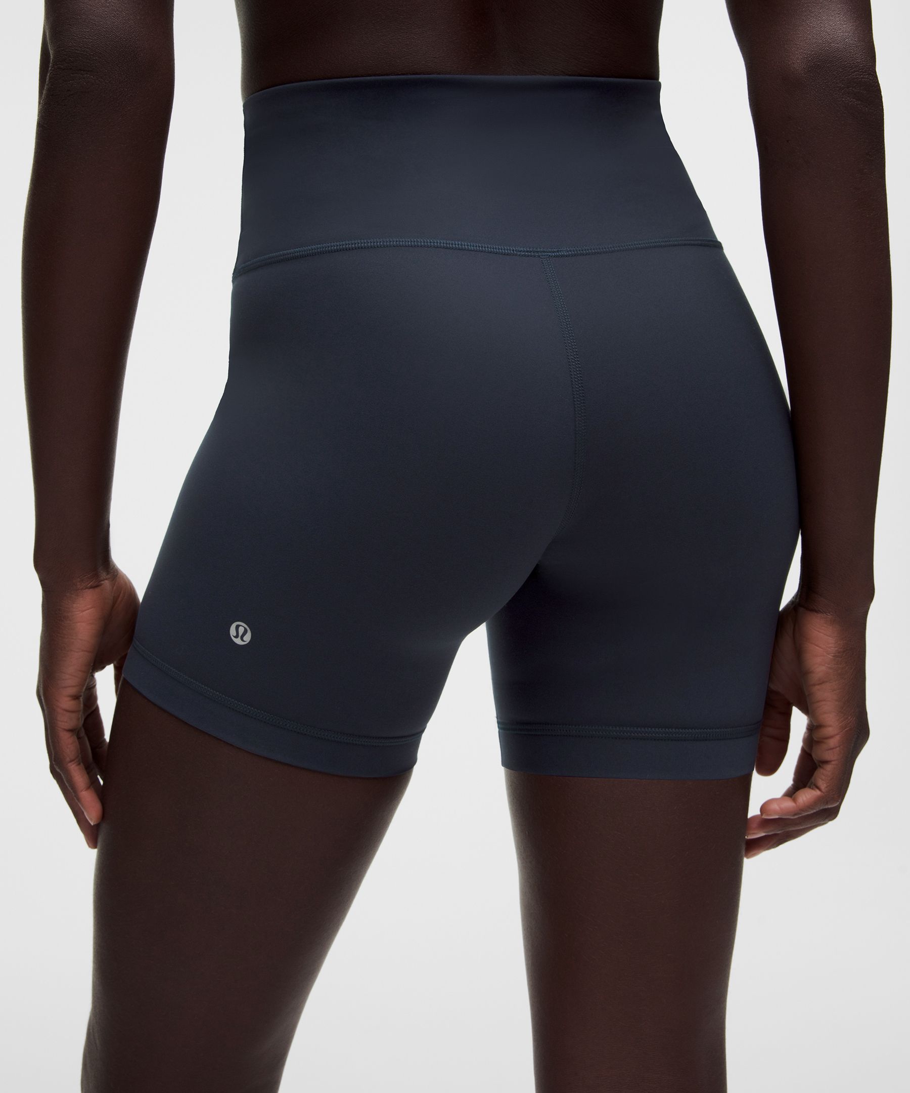 Wunder Train No Line High-Rise Short 6"