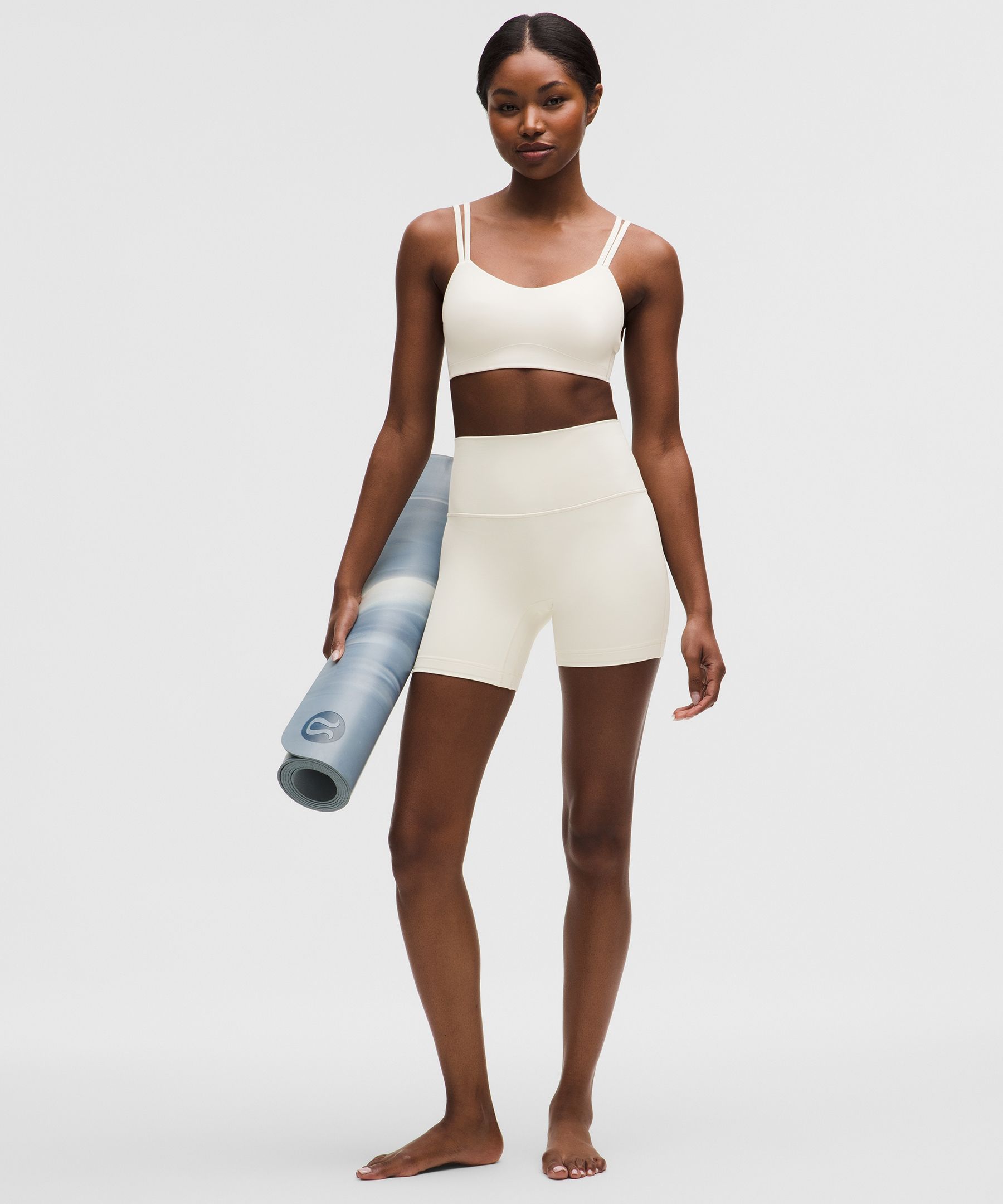 ルルレモン Align No Line™ ハイライズショーツ 6インチ | ショート