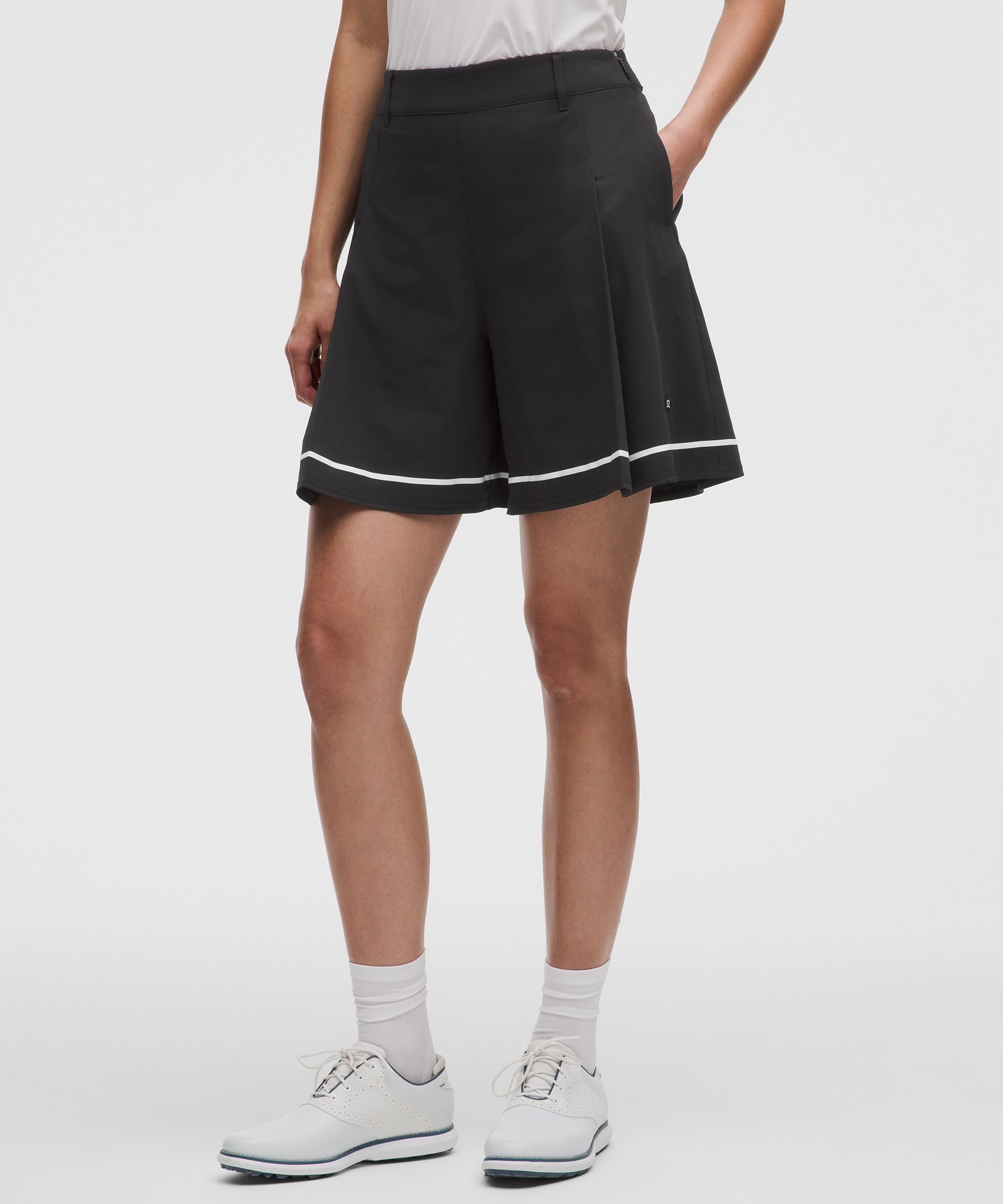 Box-Pleat High-Rise Golf Short 7"
