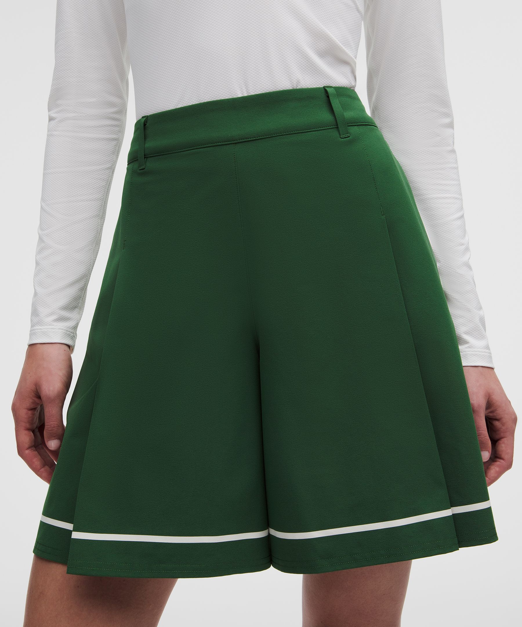 Short de golf taille haute &agrave; plis creux 18 cm