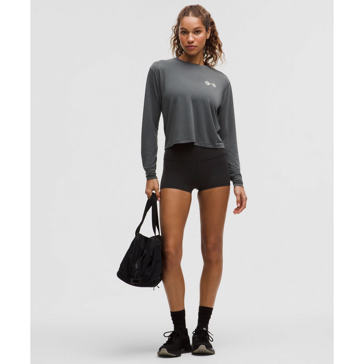 Wunder Train High-Rise Shorts 2"