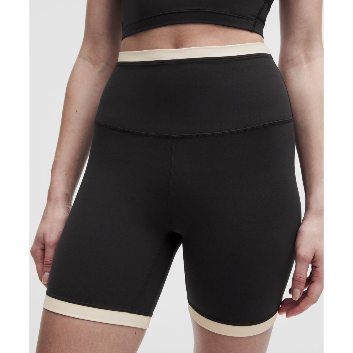 Align™ Super-High-Rise Shorts 6" Trim