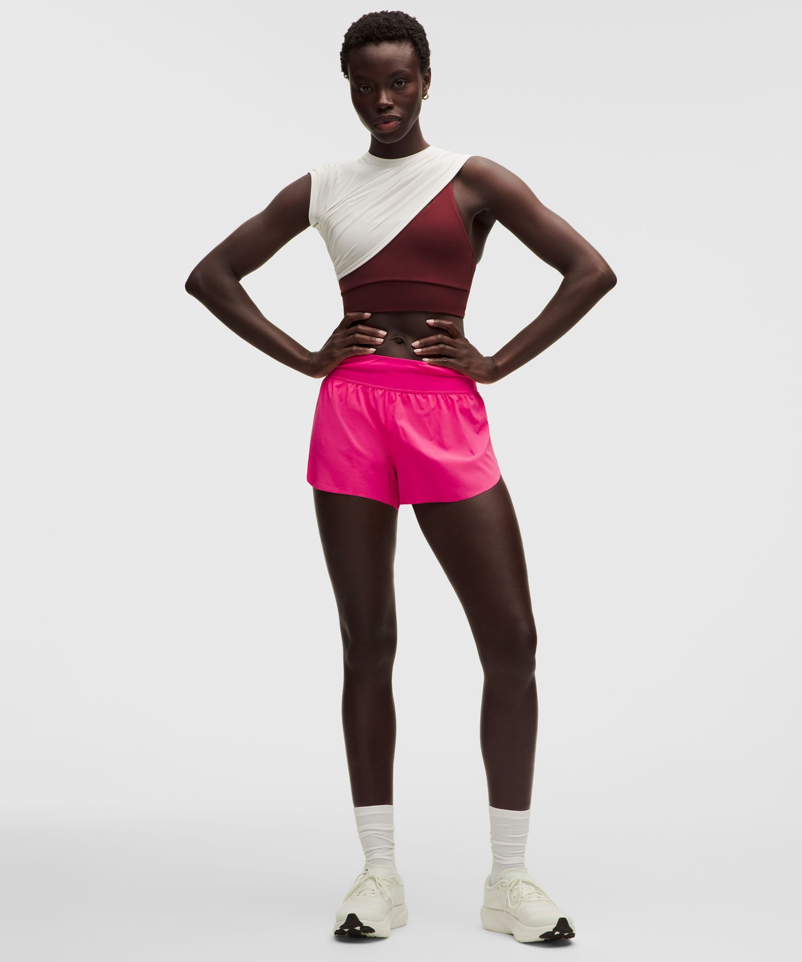 Lululemon Fast and Free Mid-Rise Split Short 3" *Updated Design — фото 2