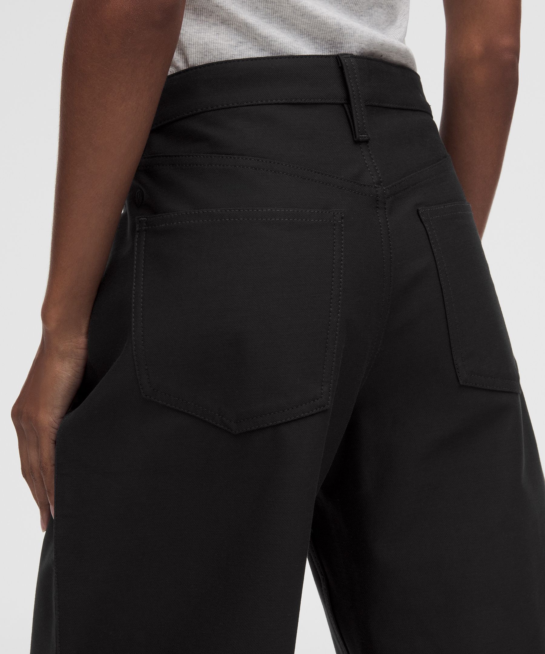 EasyFive Low-Rise Bermuda Short 14"