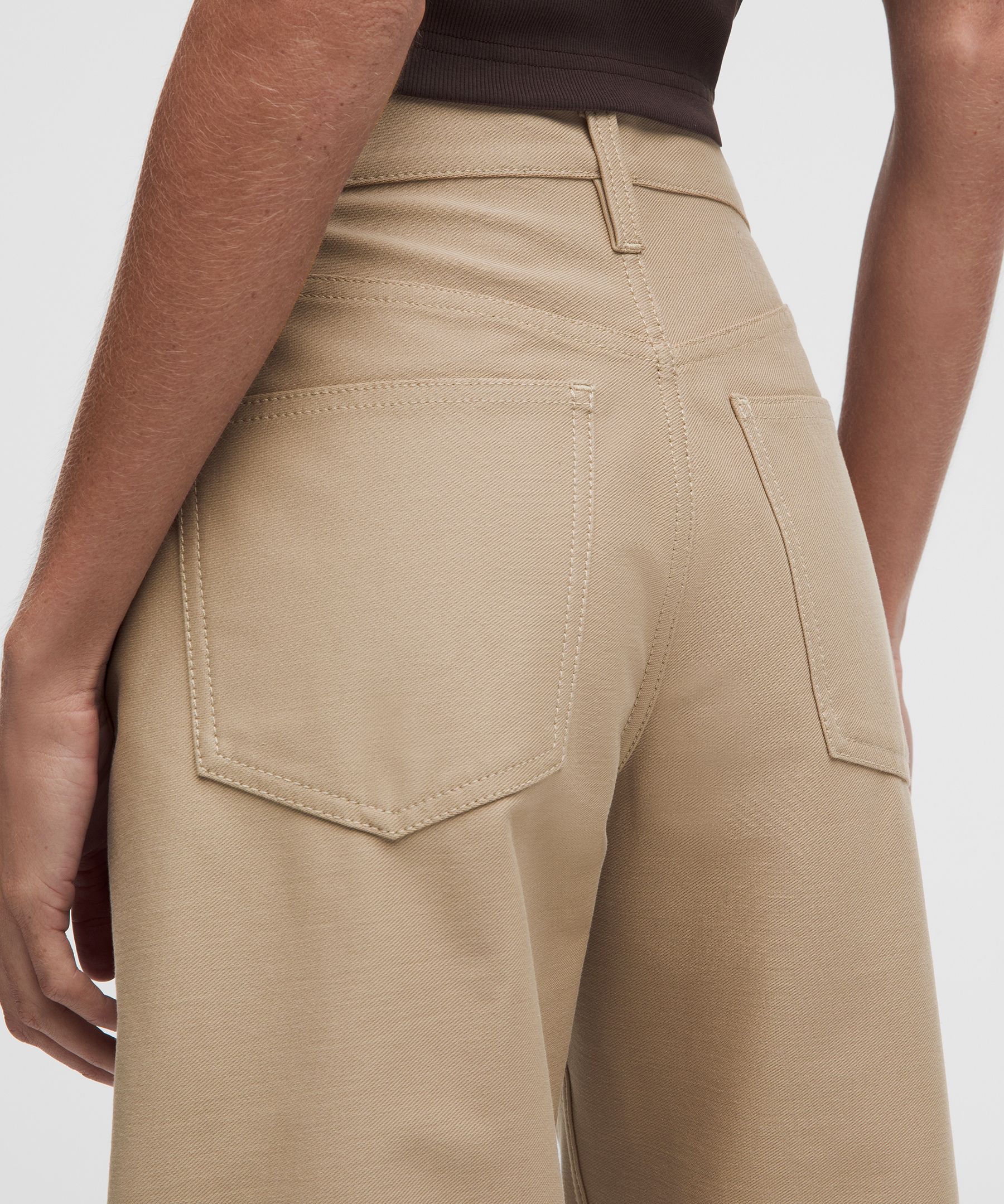 EasyFive Low-Rise Bermuda Short 14"