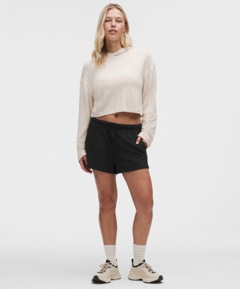 Женские шорты Lululemon BeCalm Mid-Rise