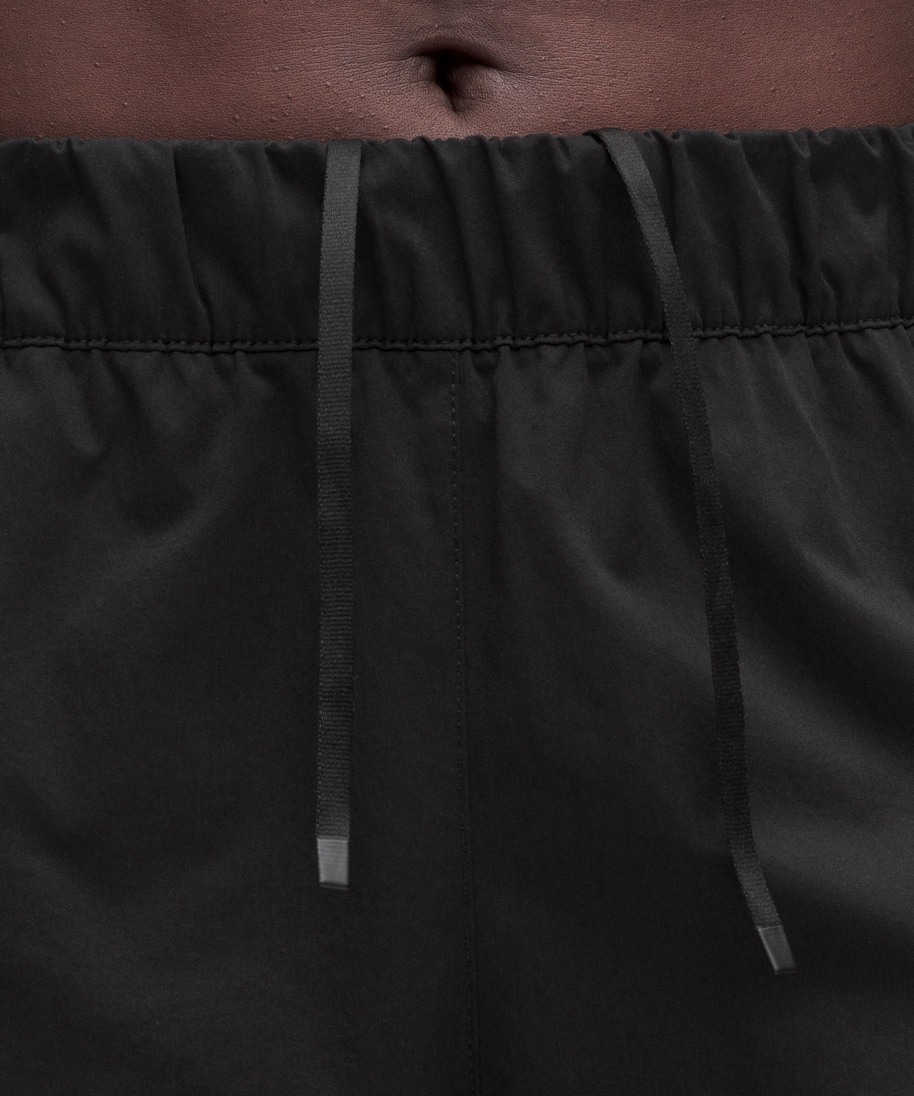 Woven Mid-Rise Bermuda Short