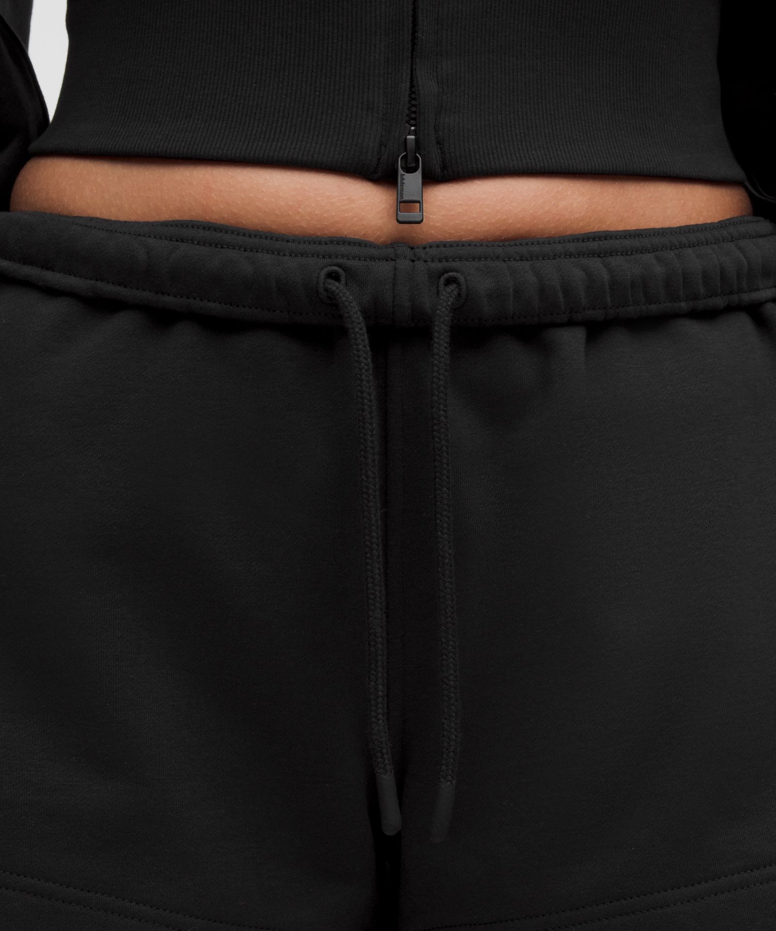 Lululemon French Terry Mid-Rise Short 3.5" — фото 4