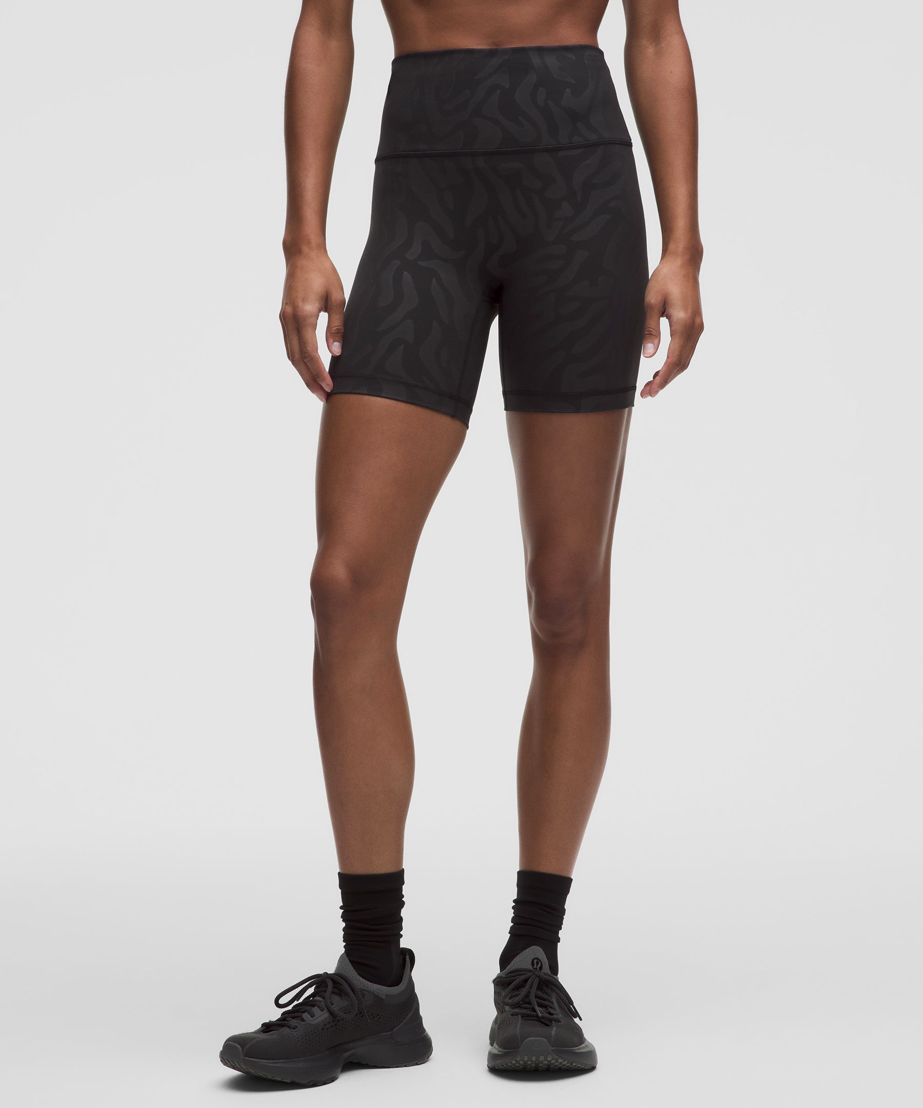 Wunder Train No Line High-Rise Short 6"