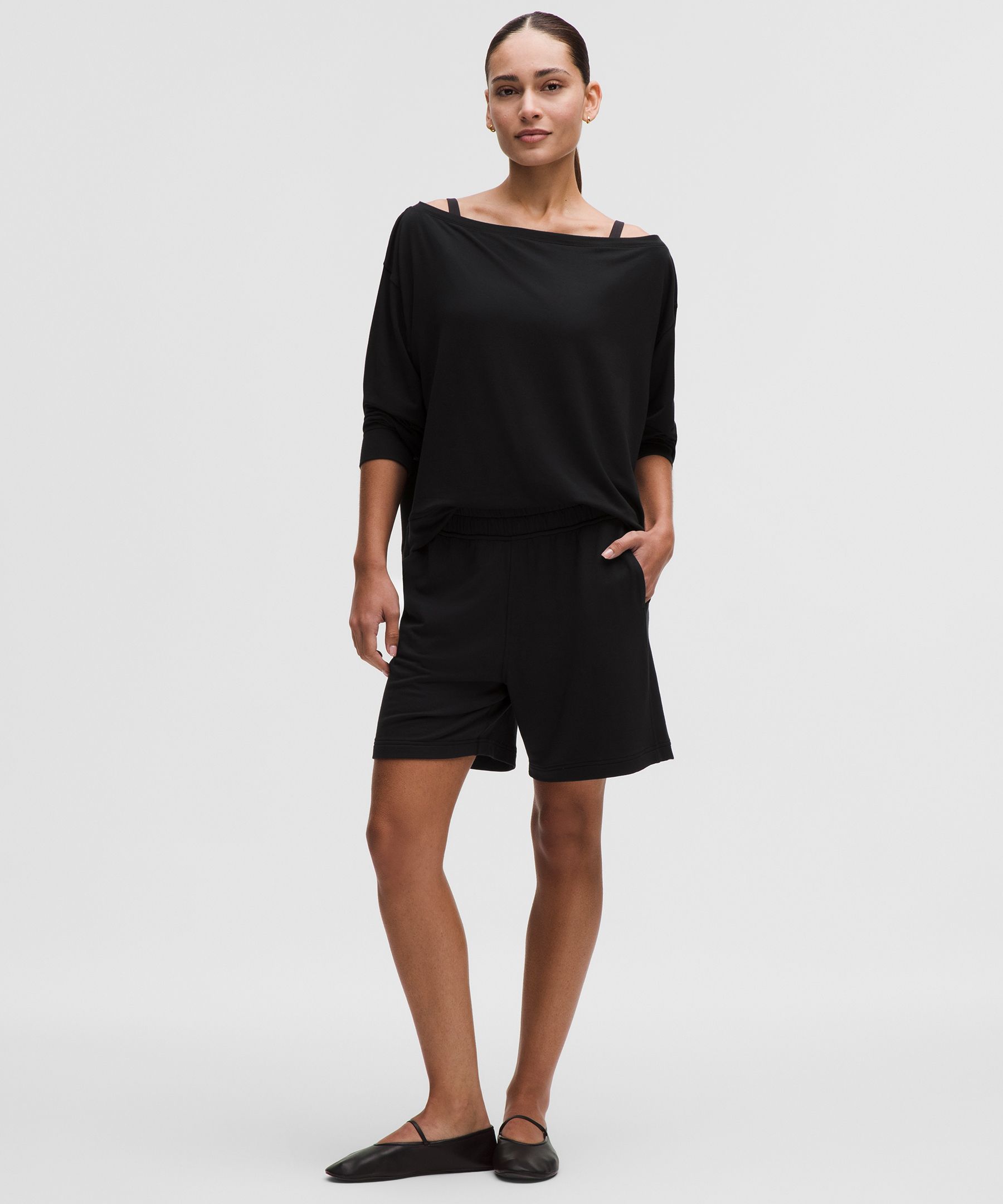 BeCalm Mid-Rise Bermuda Short 
