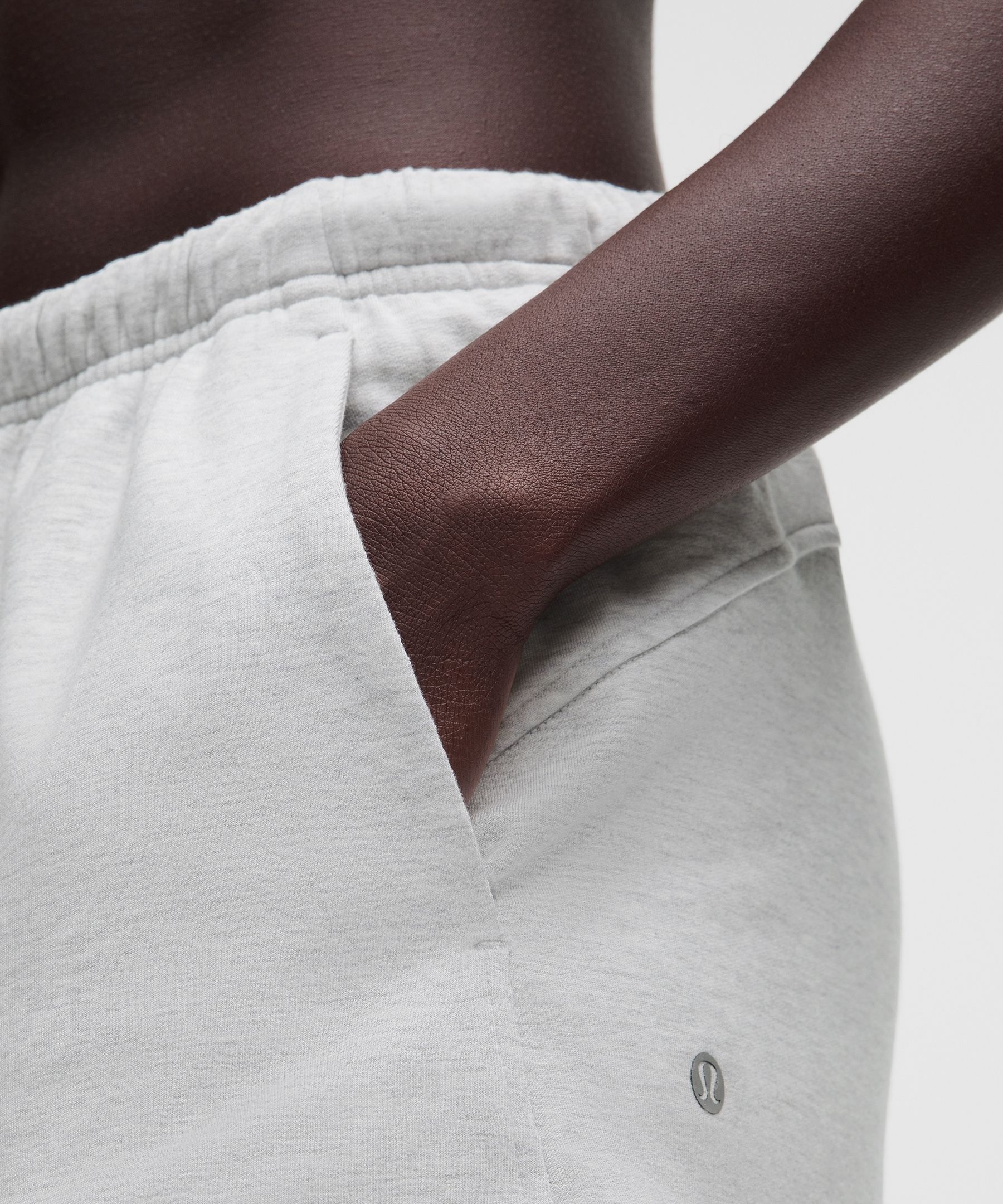 BeCalm Mid-Rise Short 3"