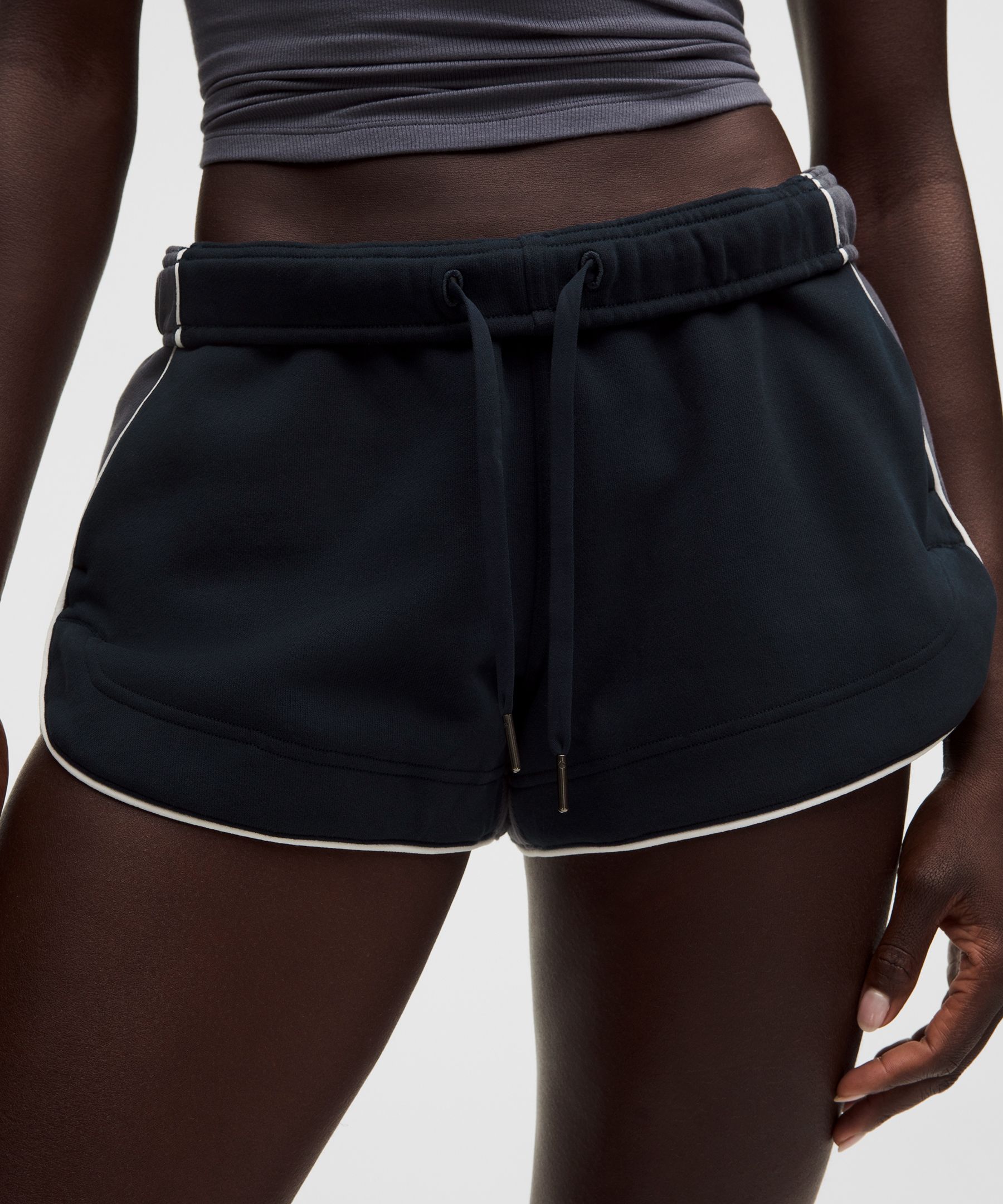 Scuba Mid-Rise Dolphin Short 3"