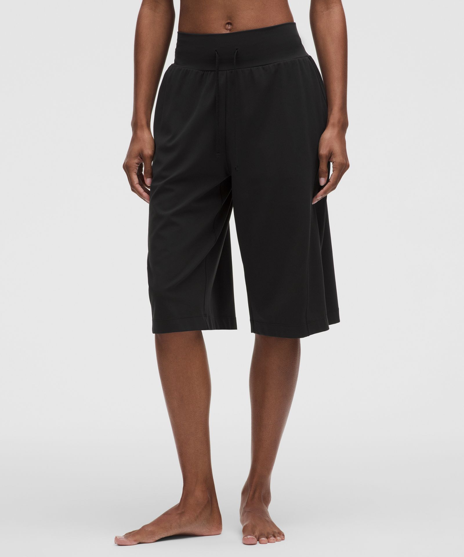 Женские шорты-бермуды Lululemon Groove Mid-Rise Relaxed — фото 2