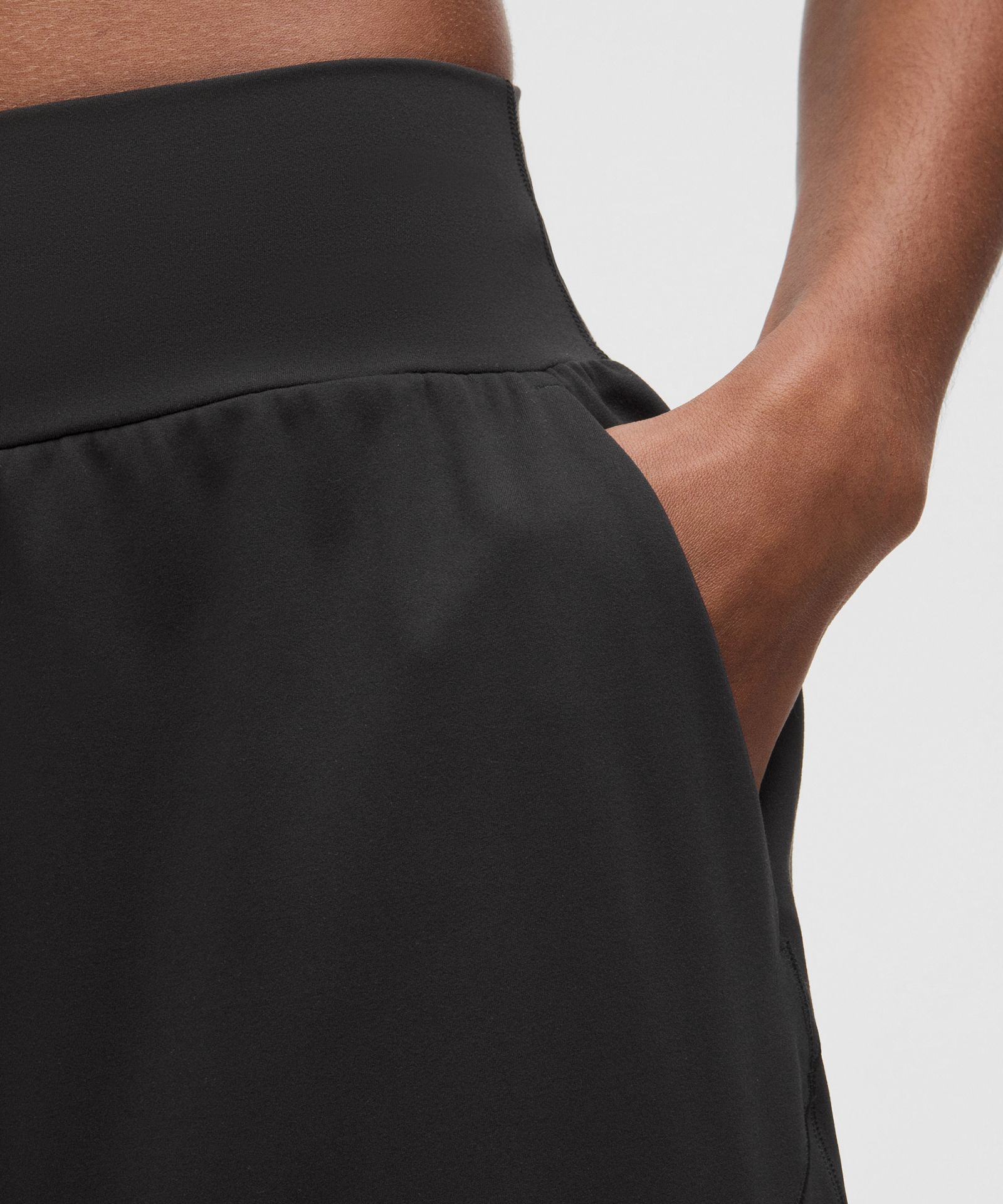 Женские шорты-бермуды Lululemon Groove Mid-Rise Relaxed — фото 5