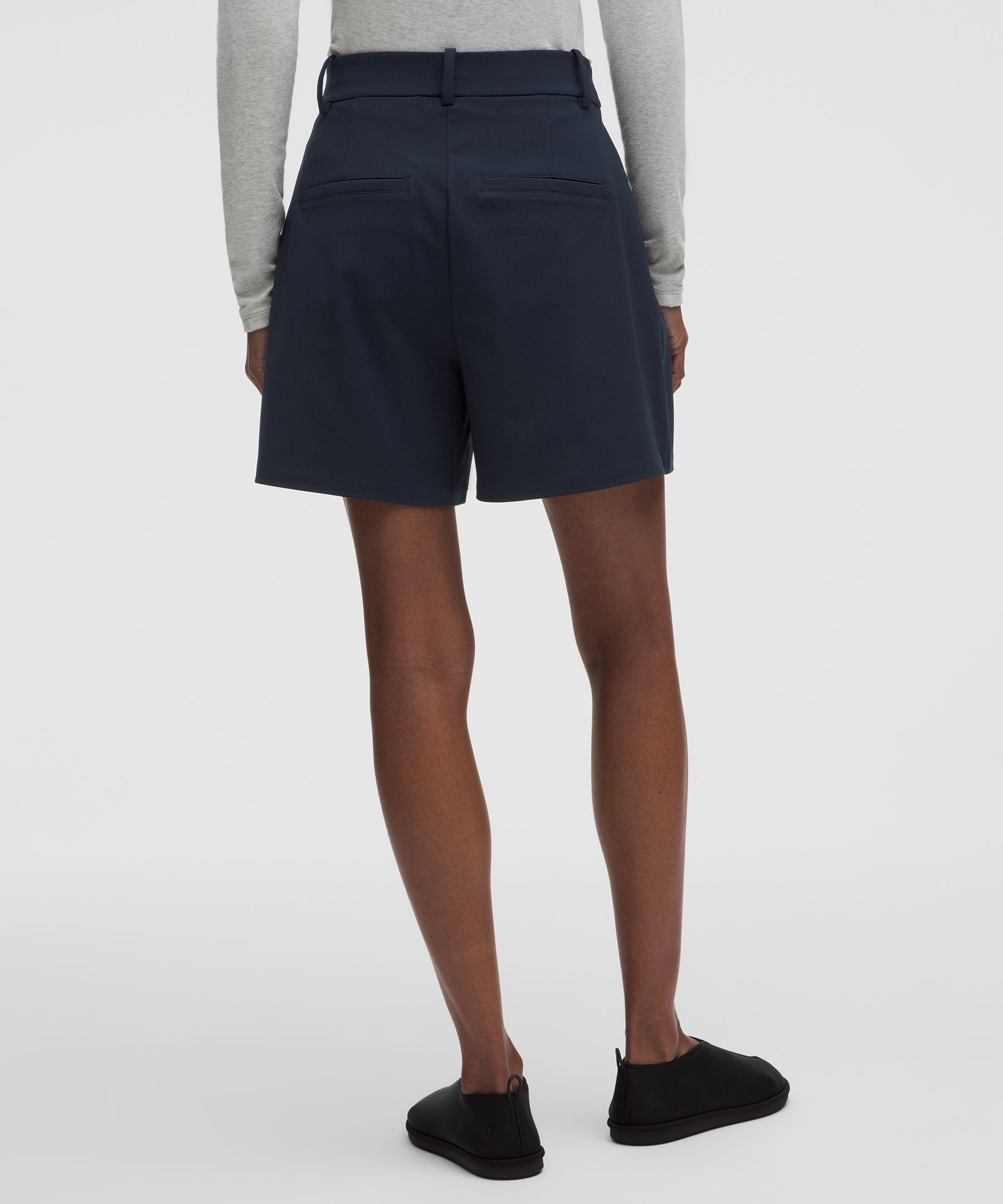 Daydrift Pleated High-Rise Short 5"