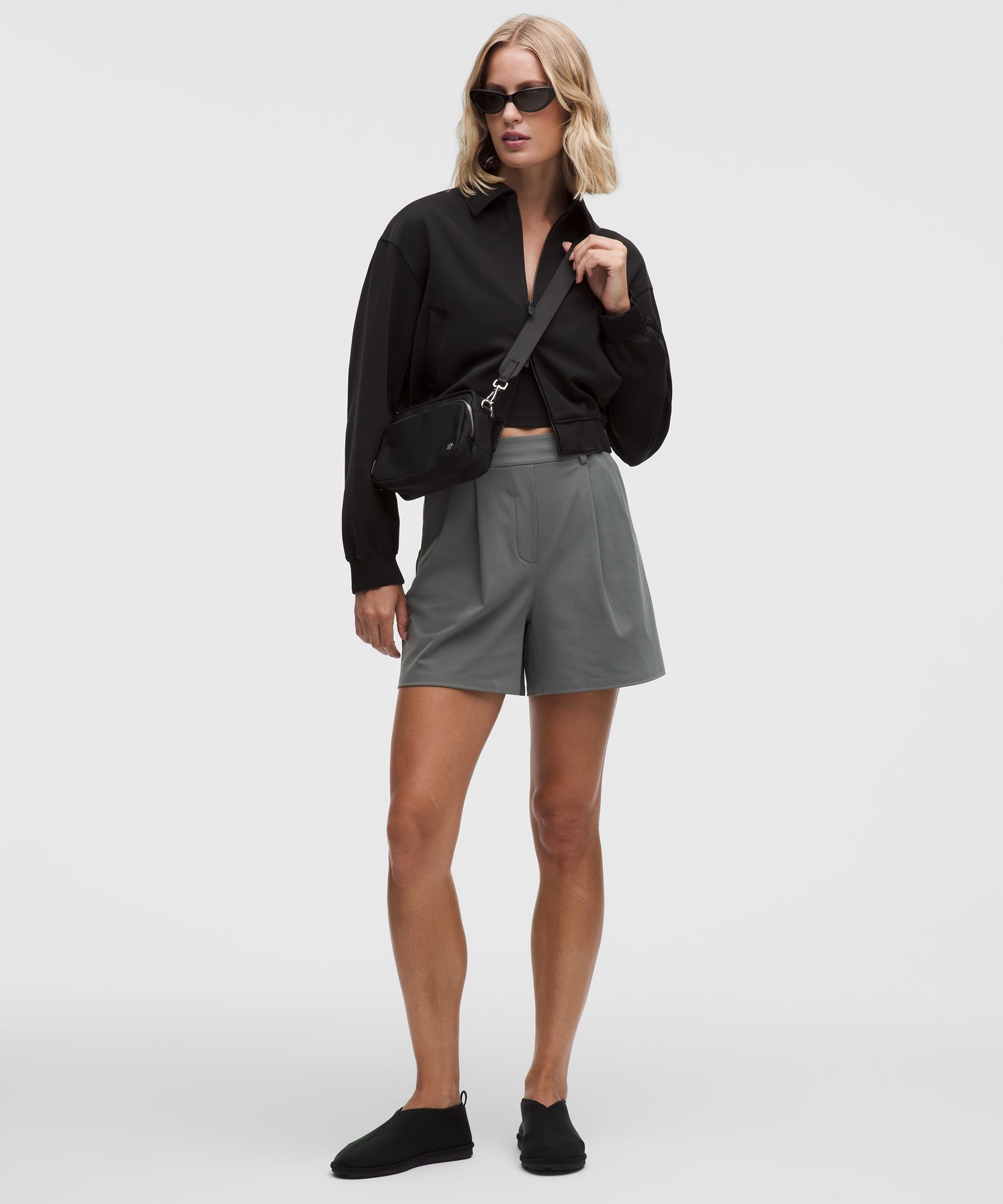 Daydrift Pleated High-Rise Short 5"