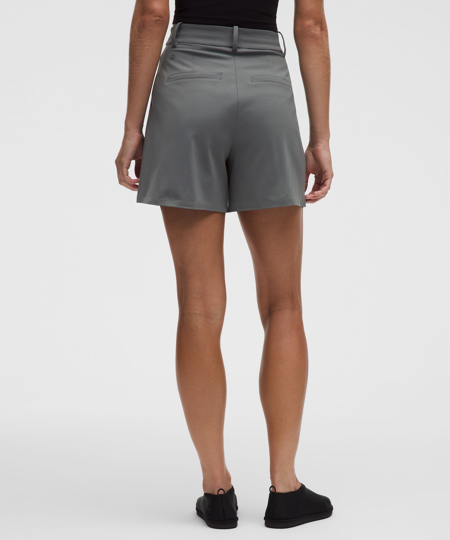 Daydrift Pleated High-Rise Short 5"