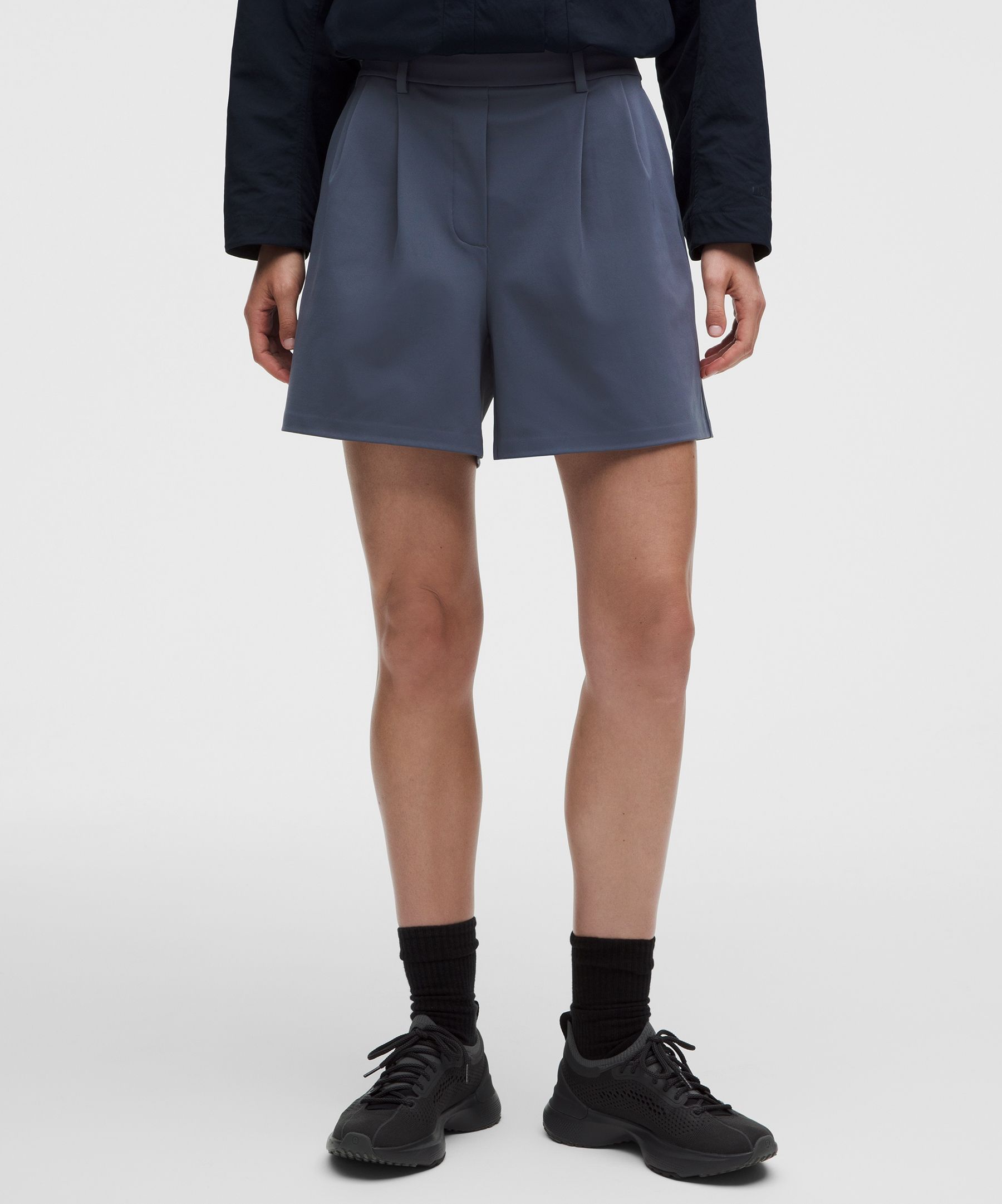 Daydrift Pleated High-Rise Short 5"