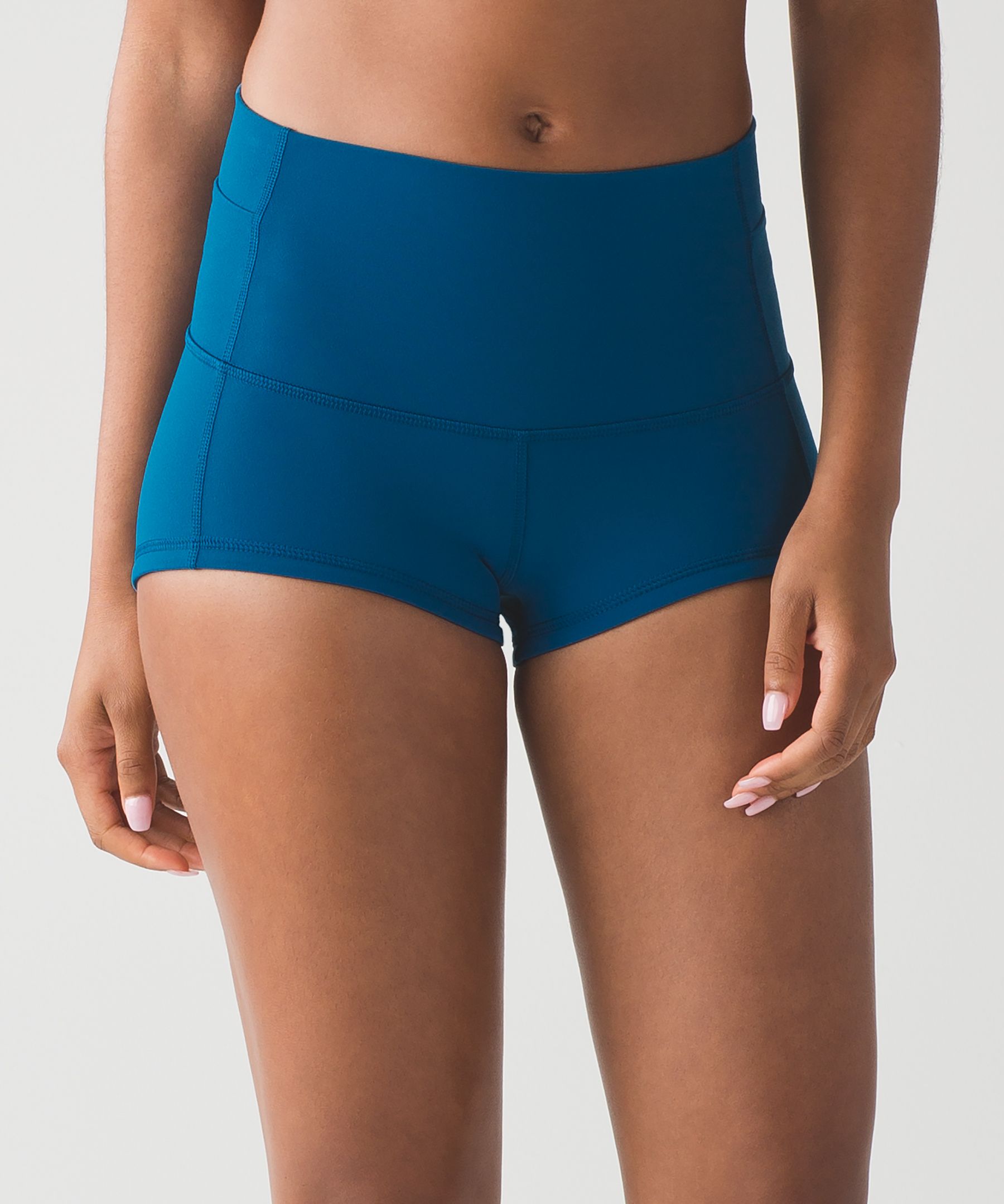 lululemon short yoga pants