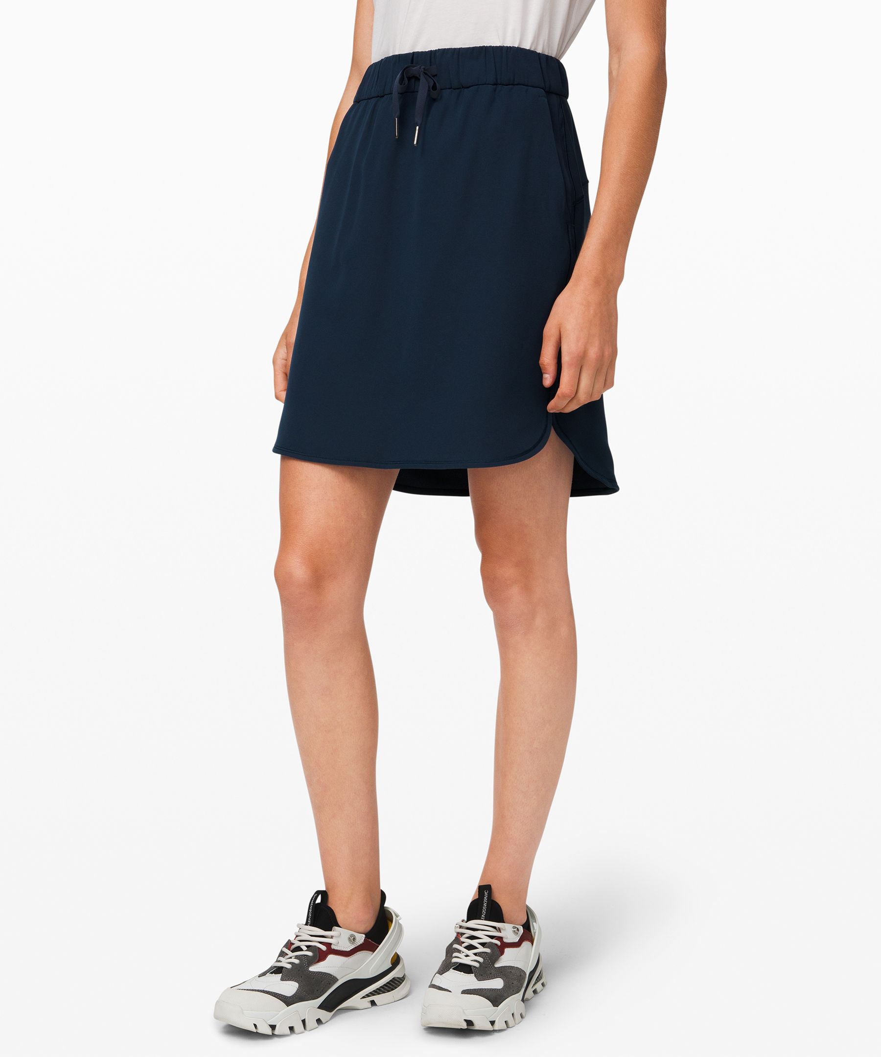 Lululemon On The Fly Skirt *woven In True Navy