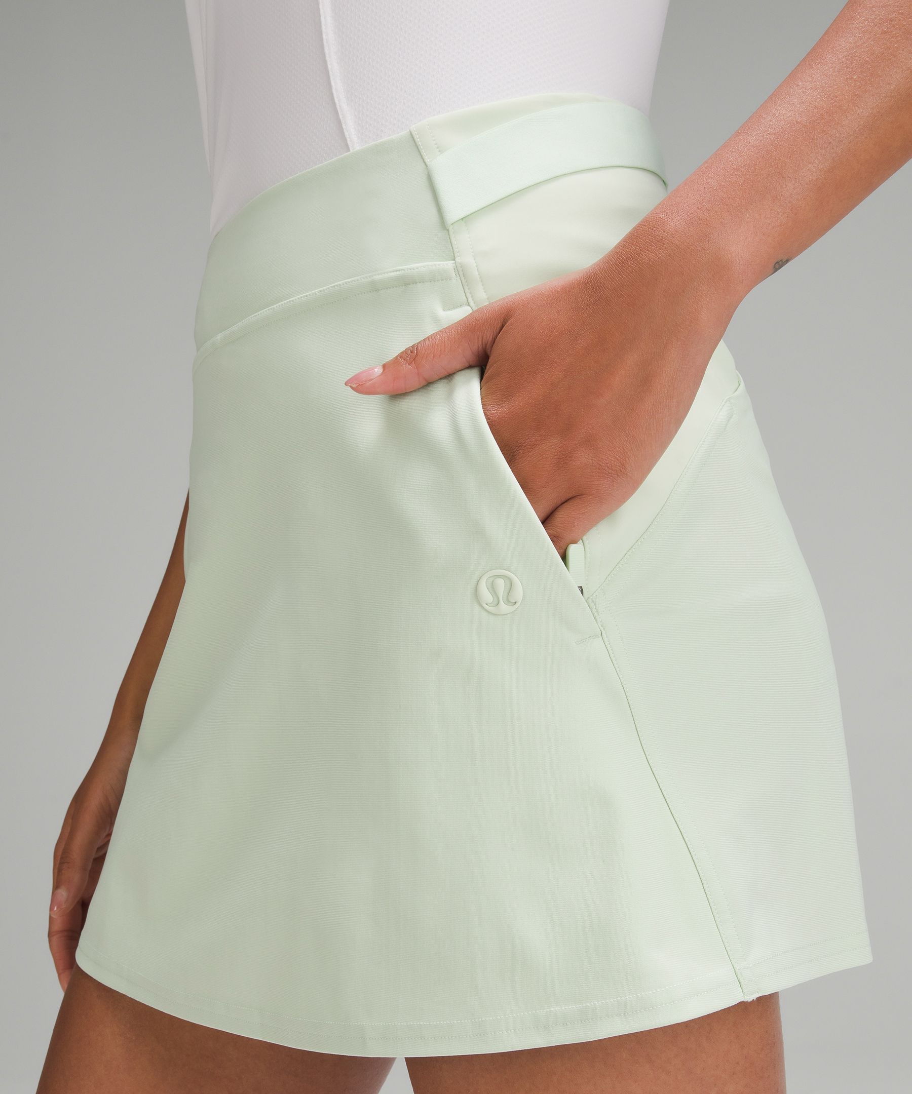 Lululemon store golf skort