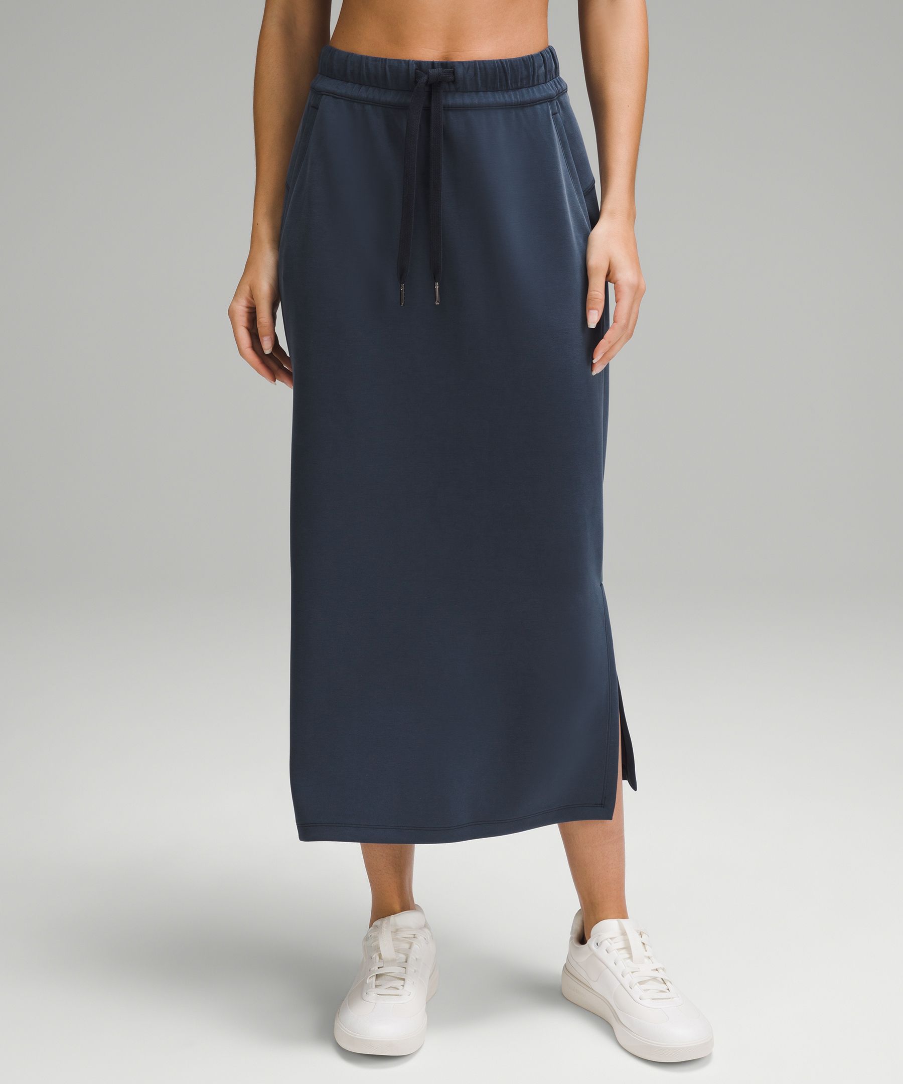 Throwback Pace-Setter Mid-Rise Skirt